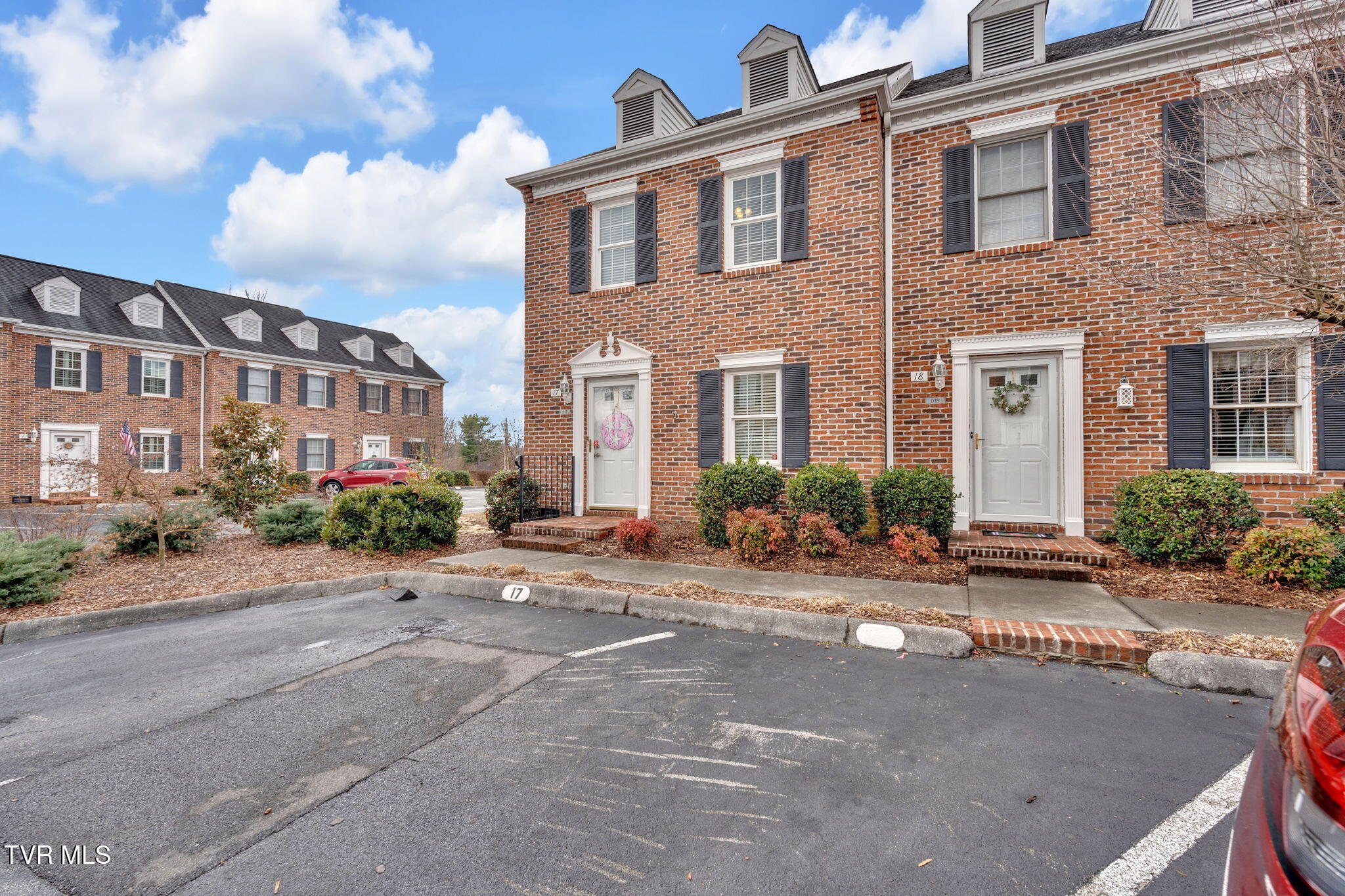 400 Sunset Drive D17