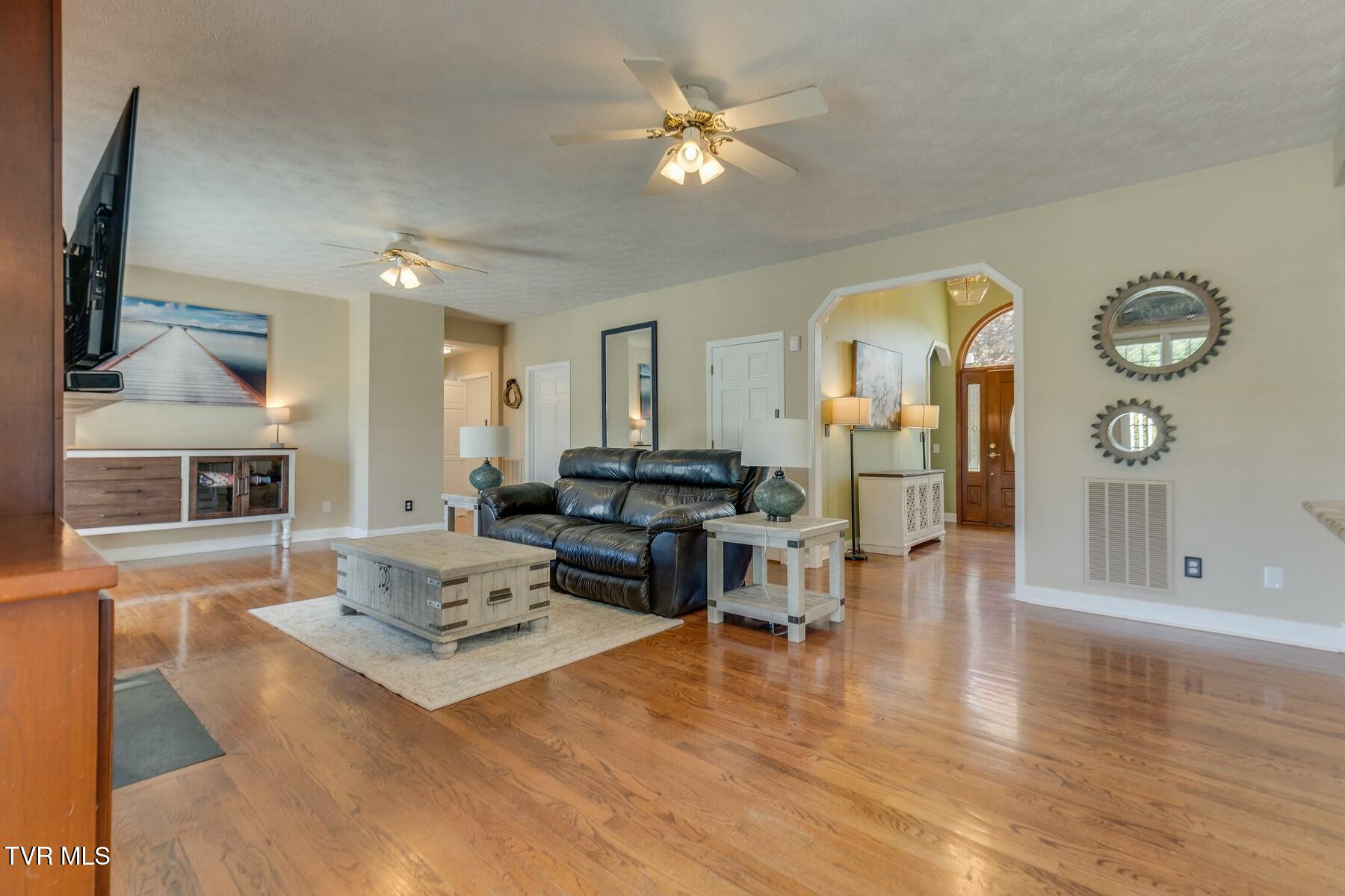 299 Sunrise Lane