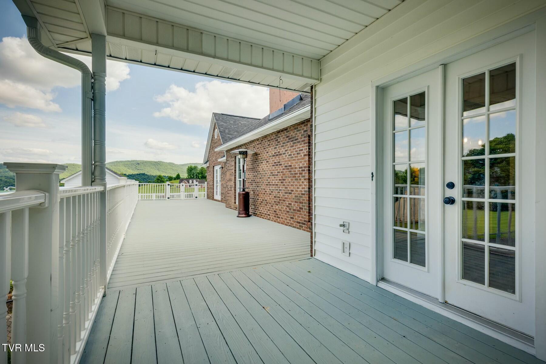 299 Sunrise Lane