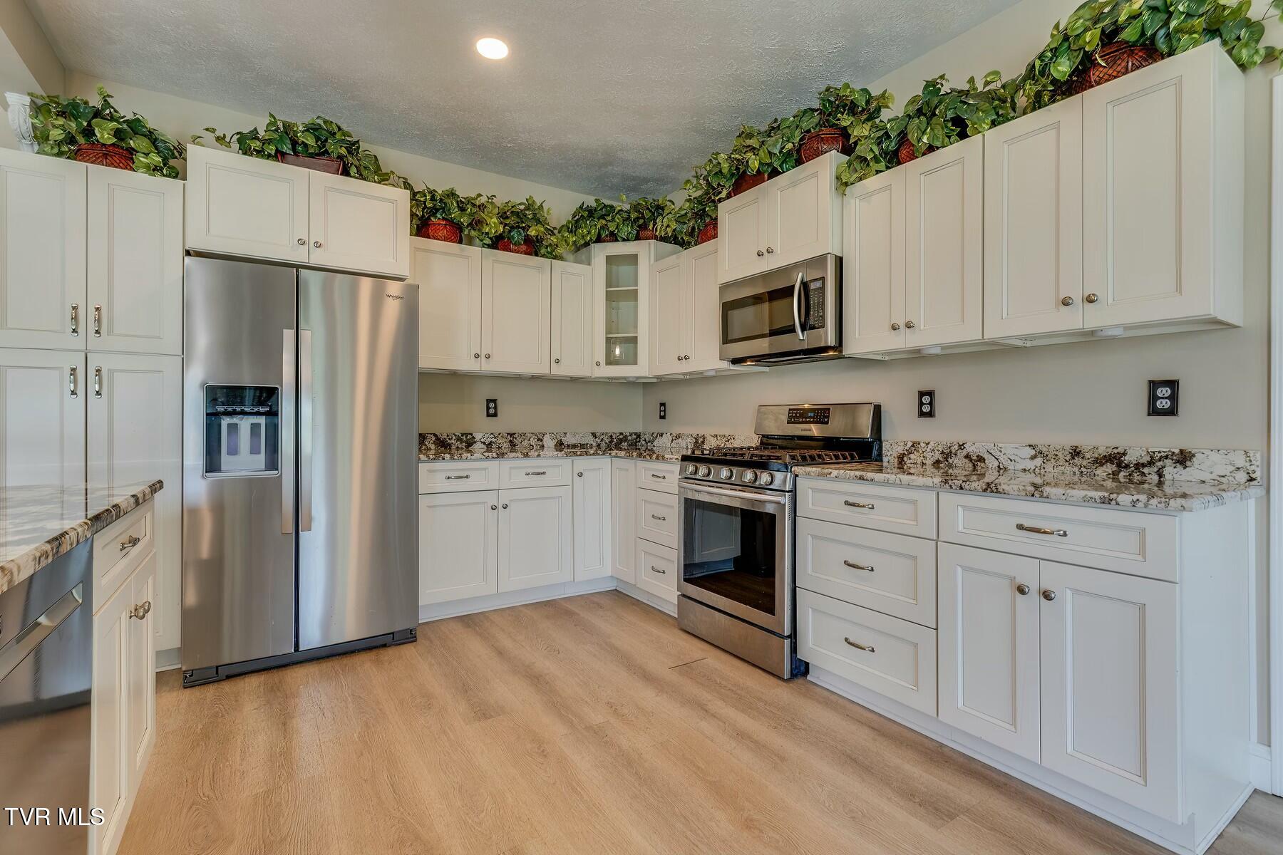 299 Sunrise Lane
