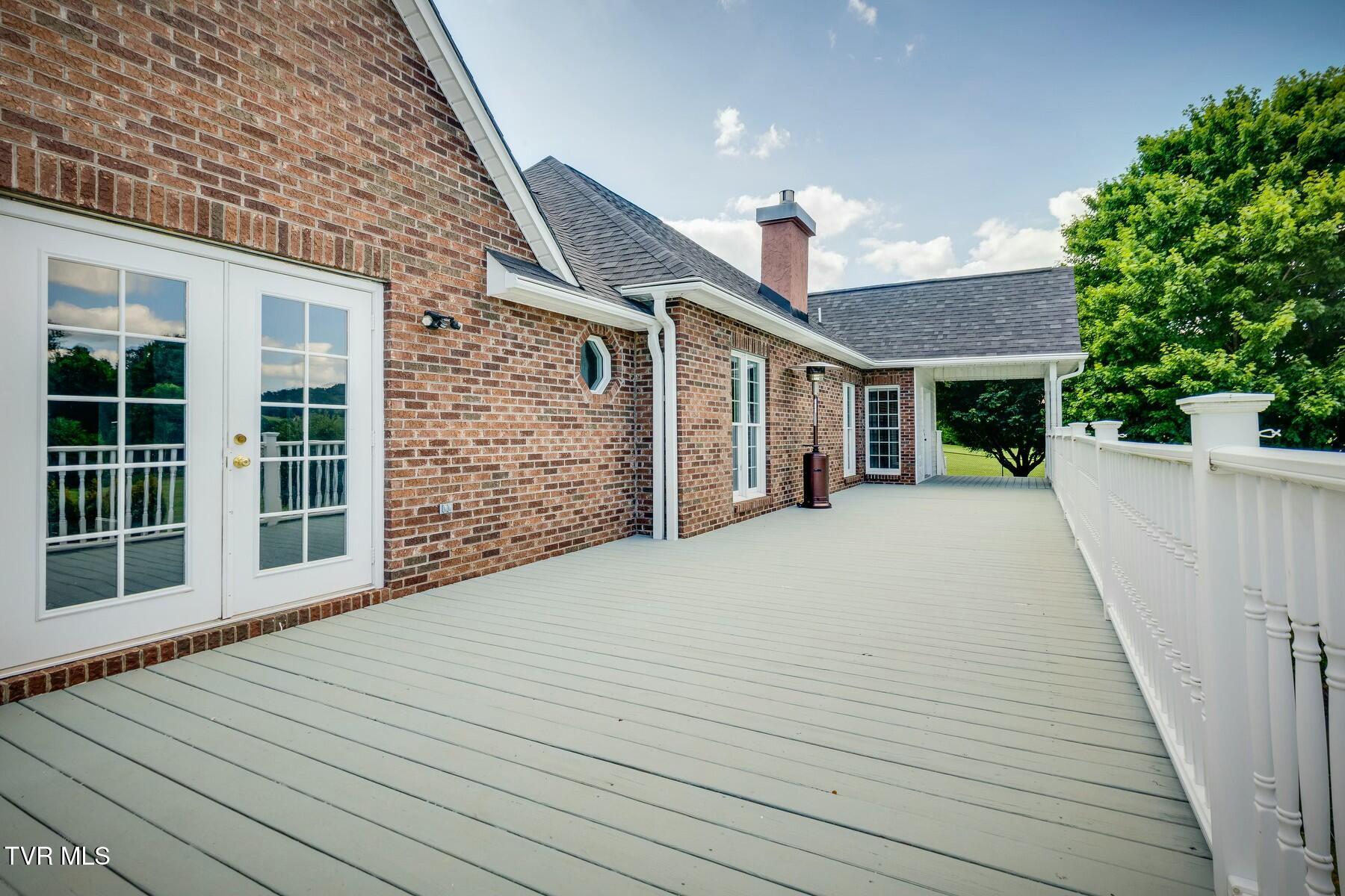 299 Sunrise Lane