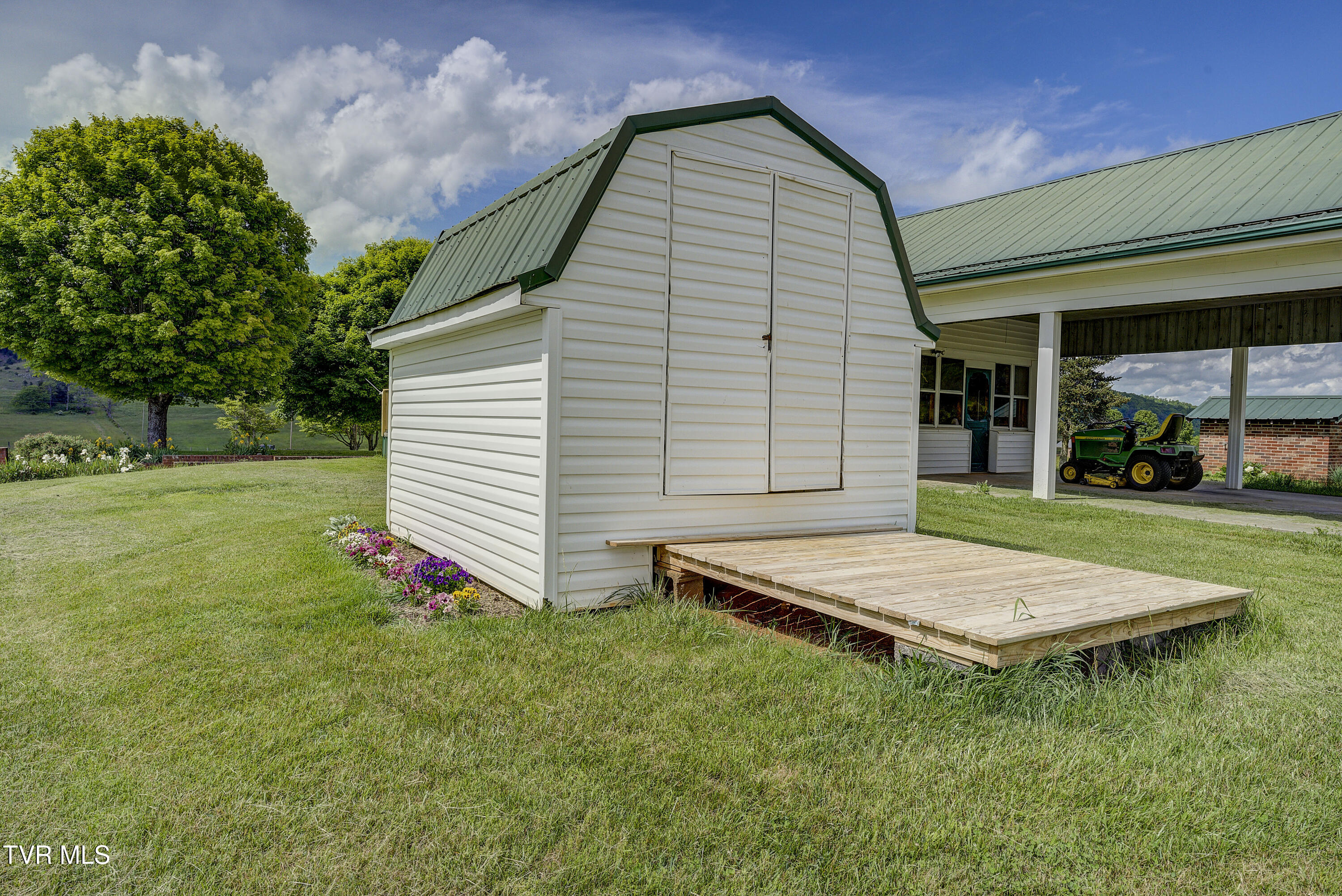 3570 Stanley Valley Road