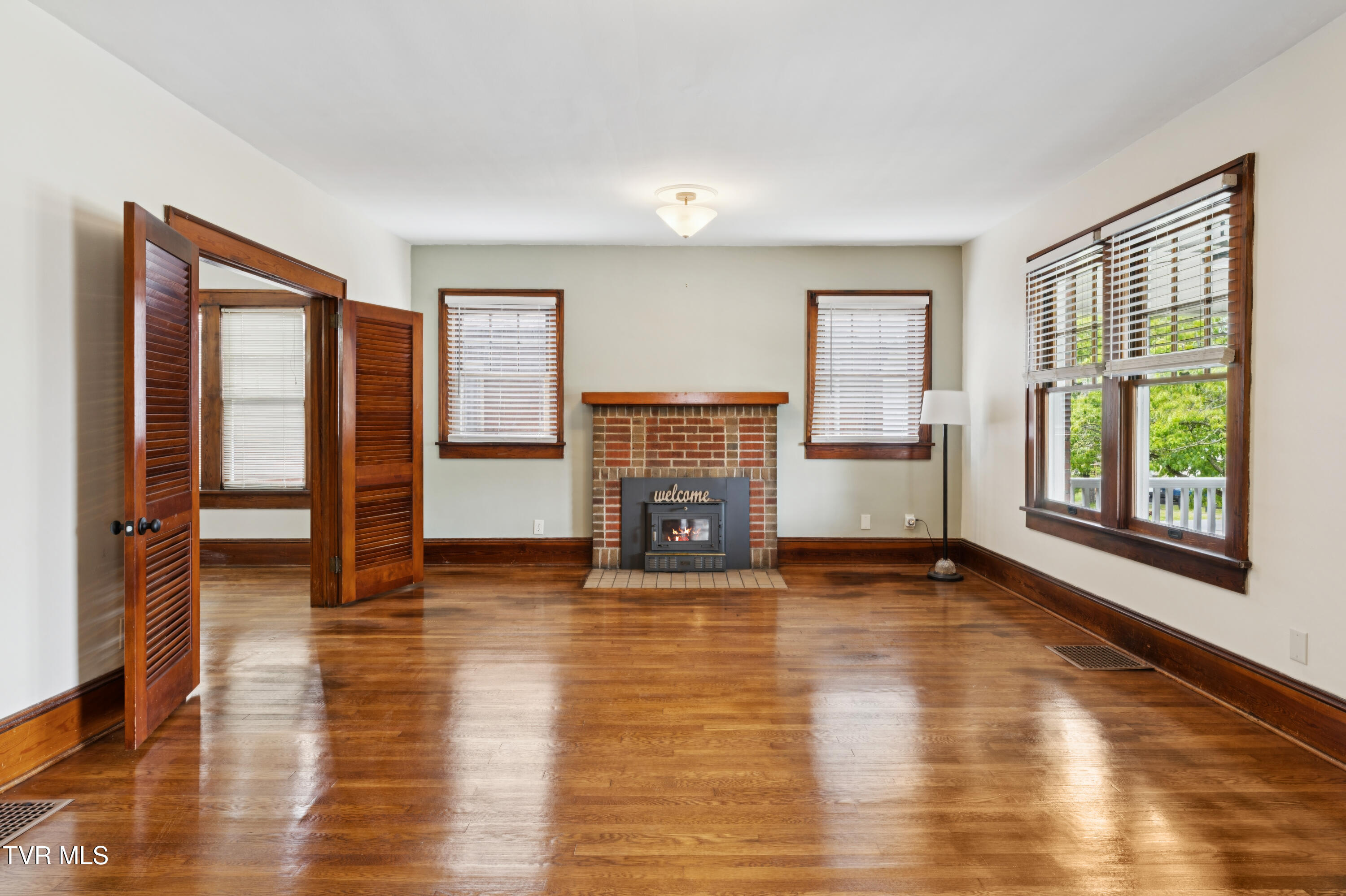 110 East I Street