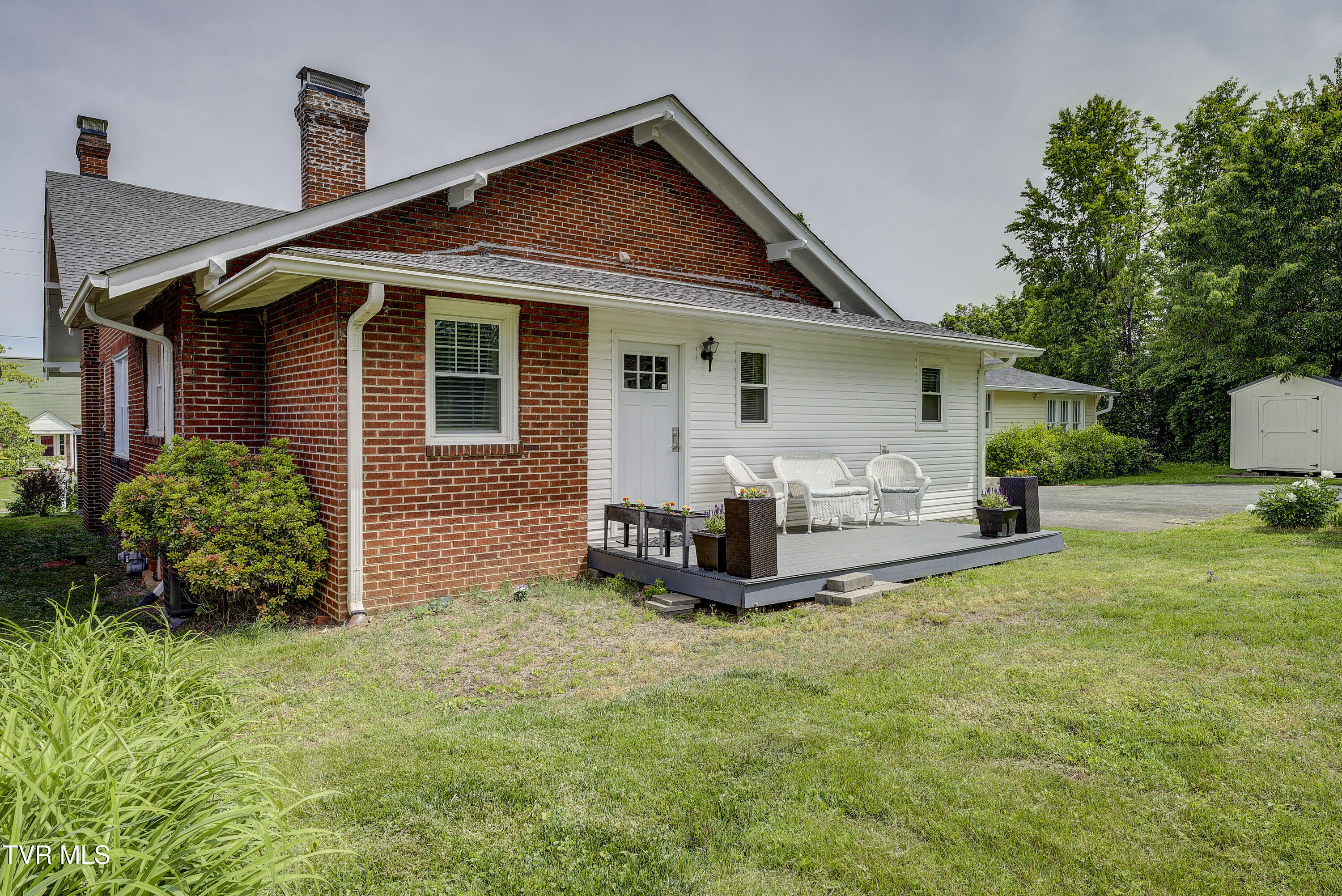 110 East I Street