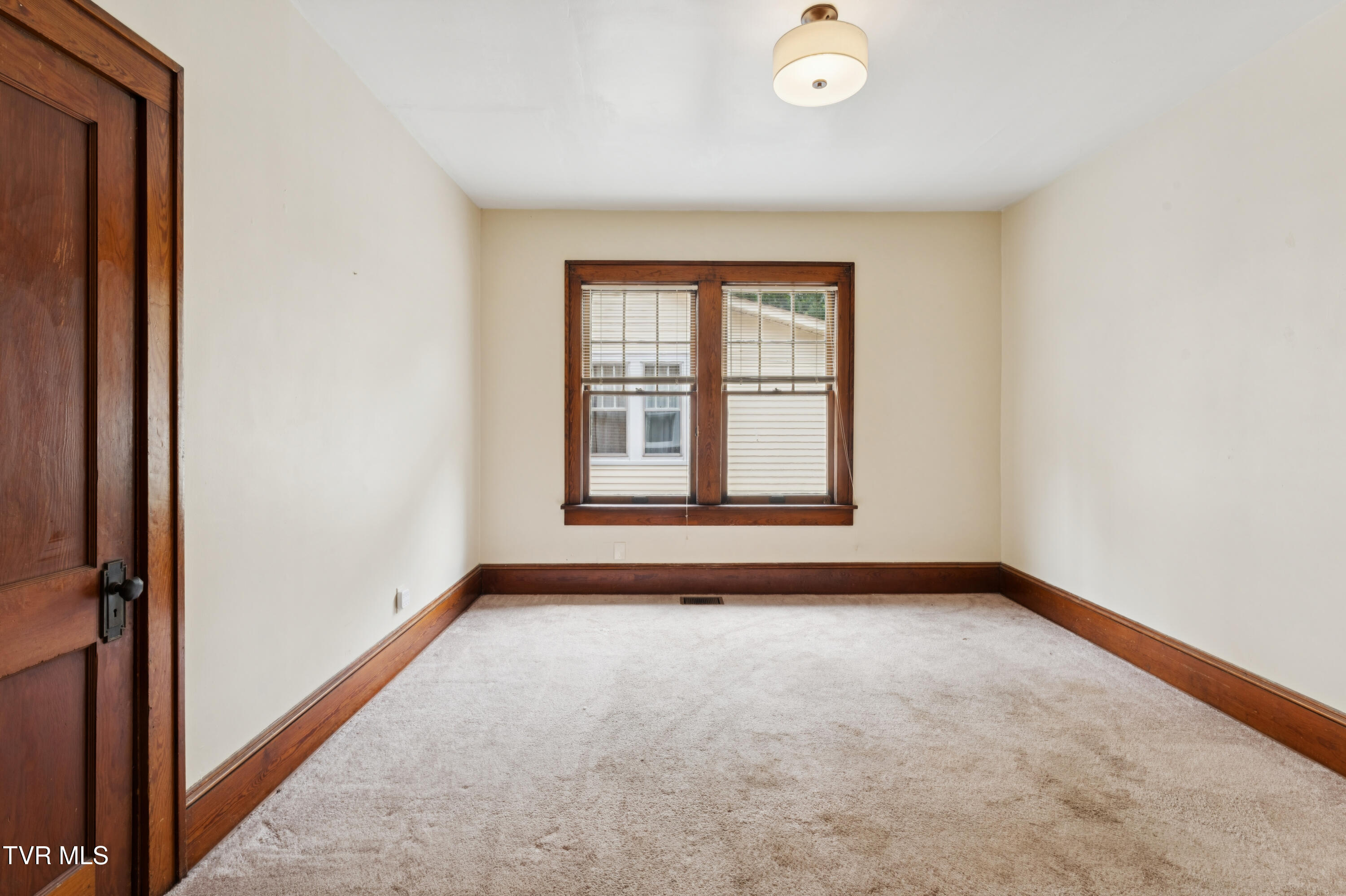 110 East I Street