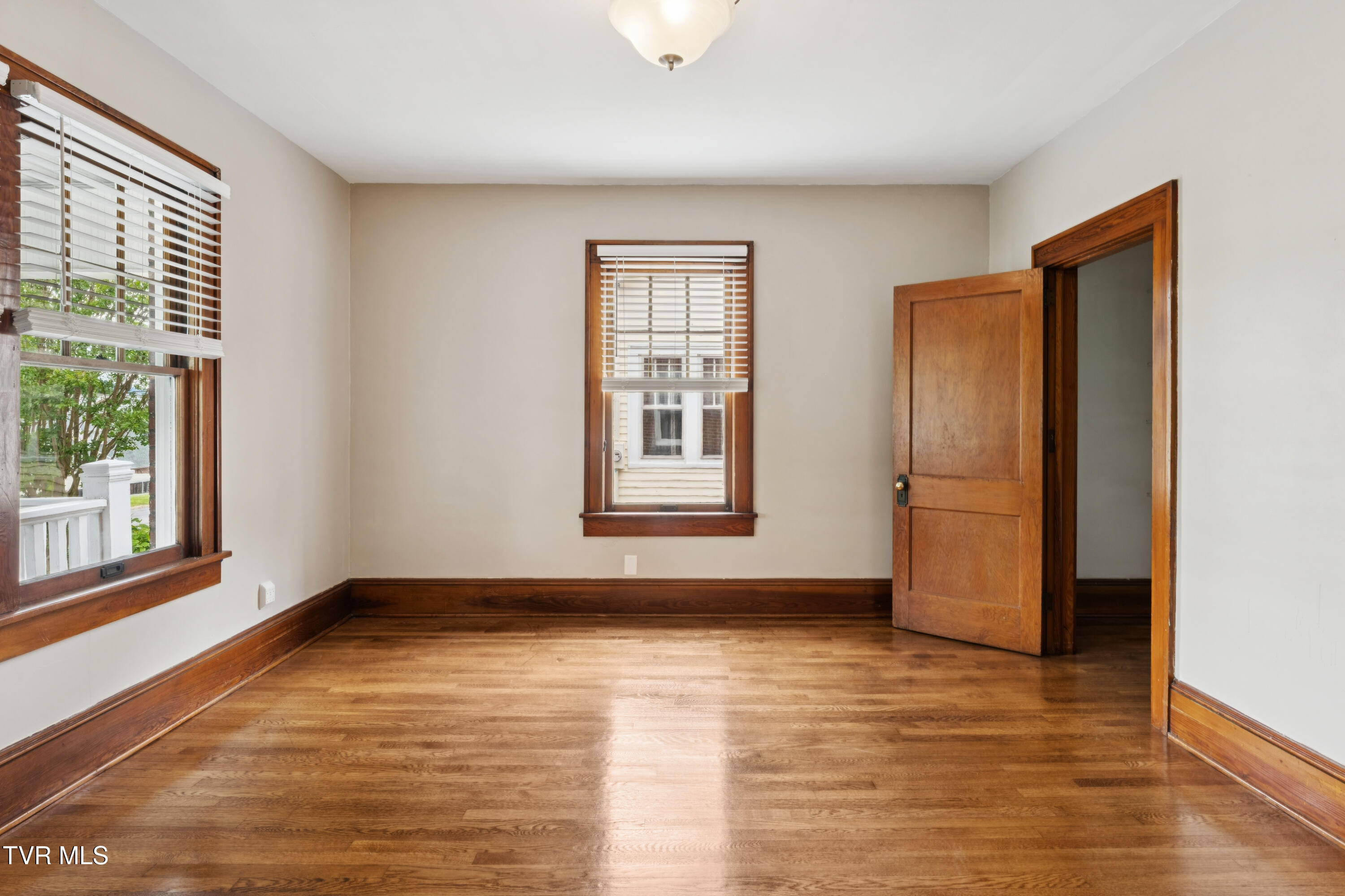 110 East I Street