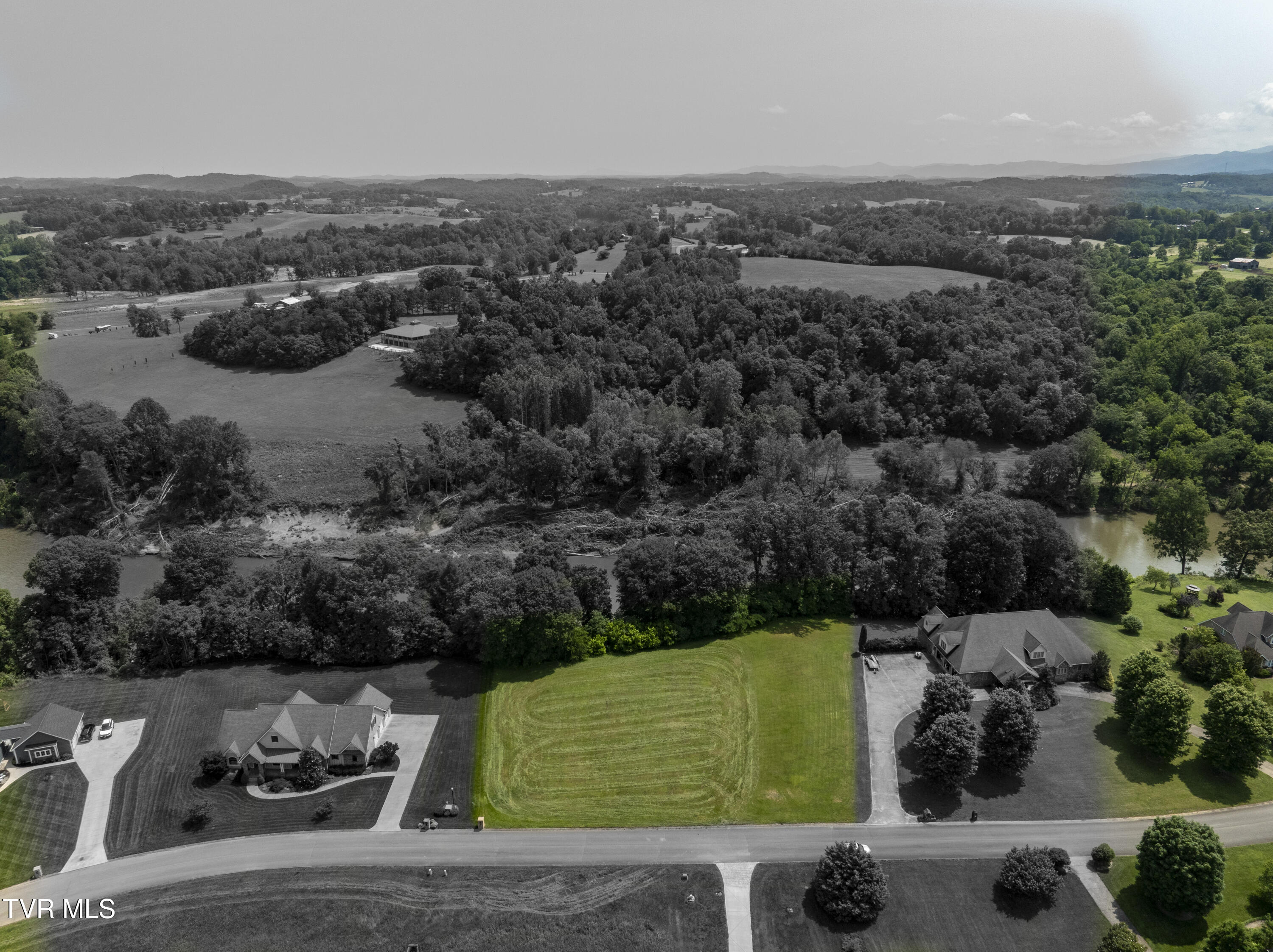 613 Waterstone Circle