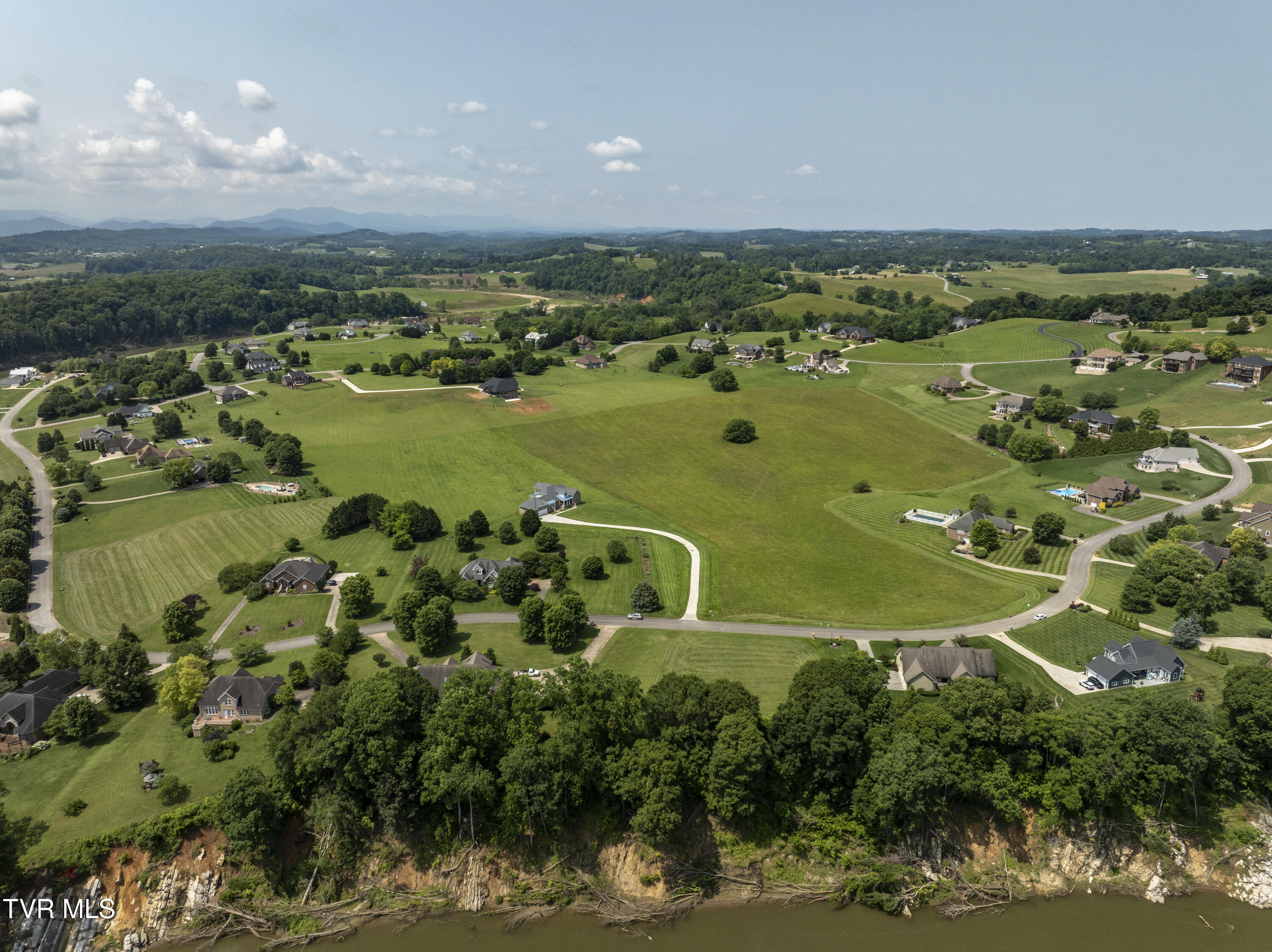 613 Waterstone Circle