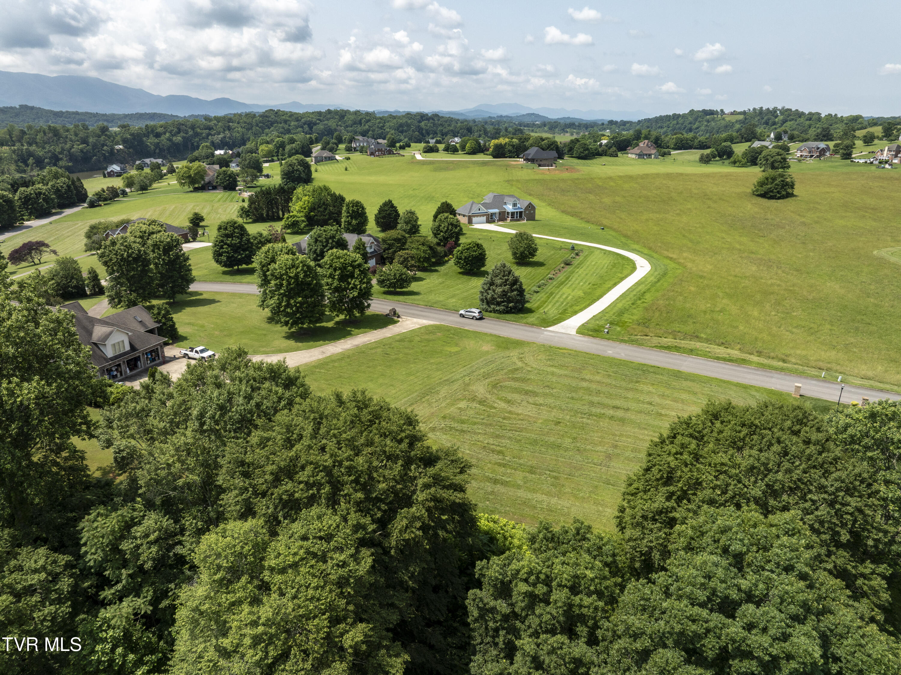 613 Waterstone Circle