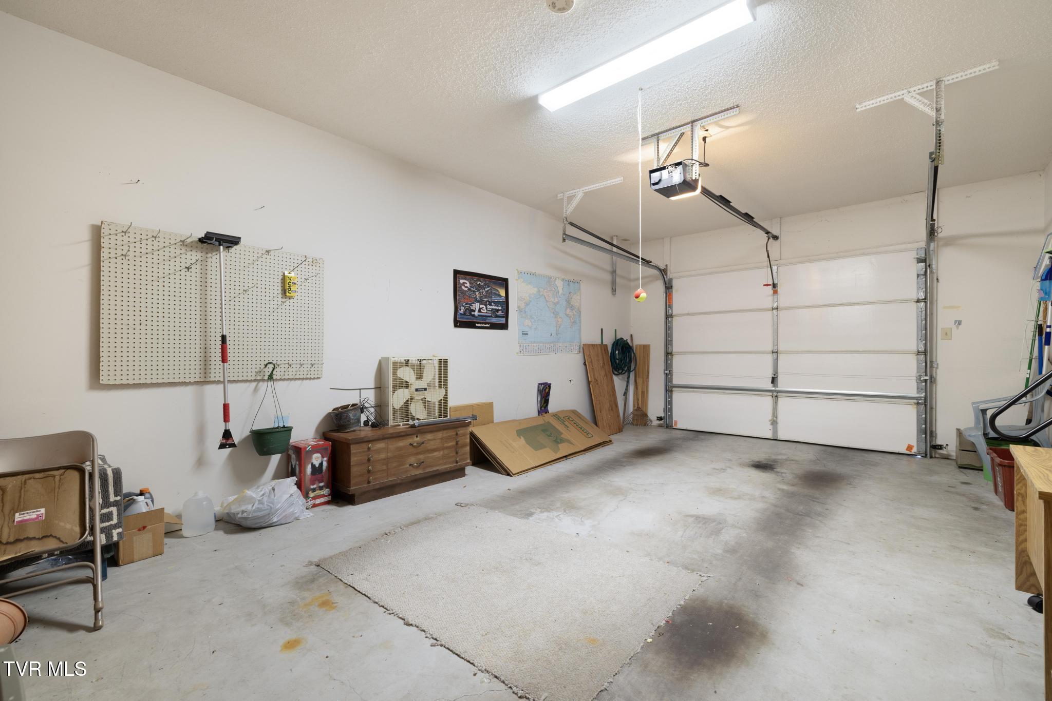 1725 West Lakeview Drive 31
