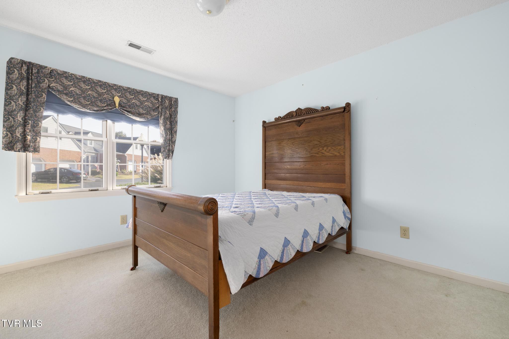 1725 West Lakeview Drive 31