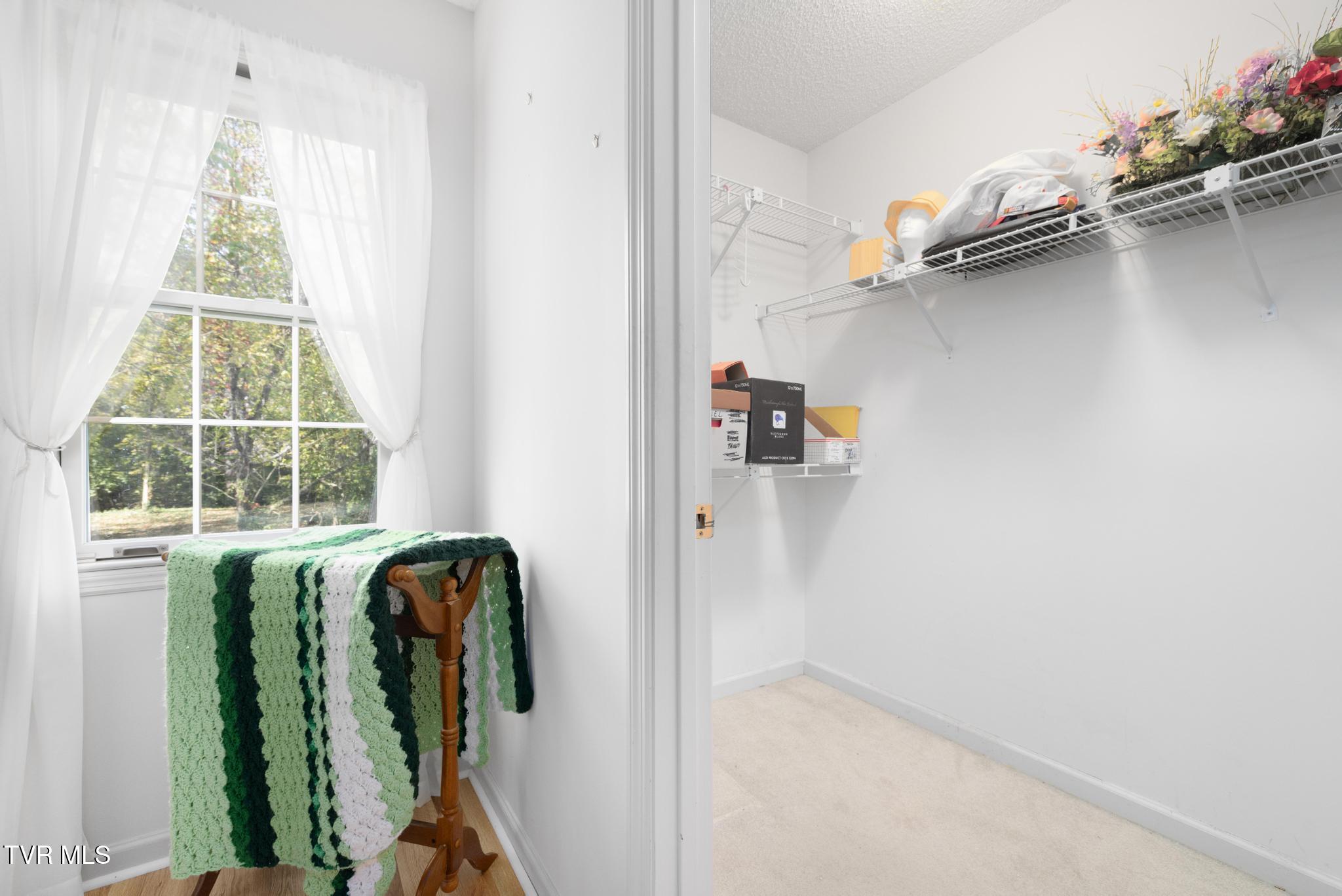 1725 West Lakeview Drive 31