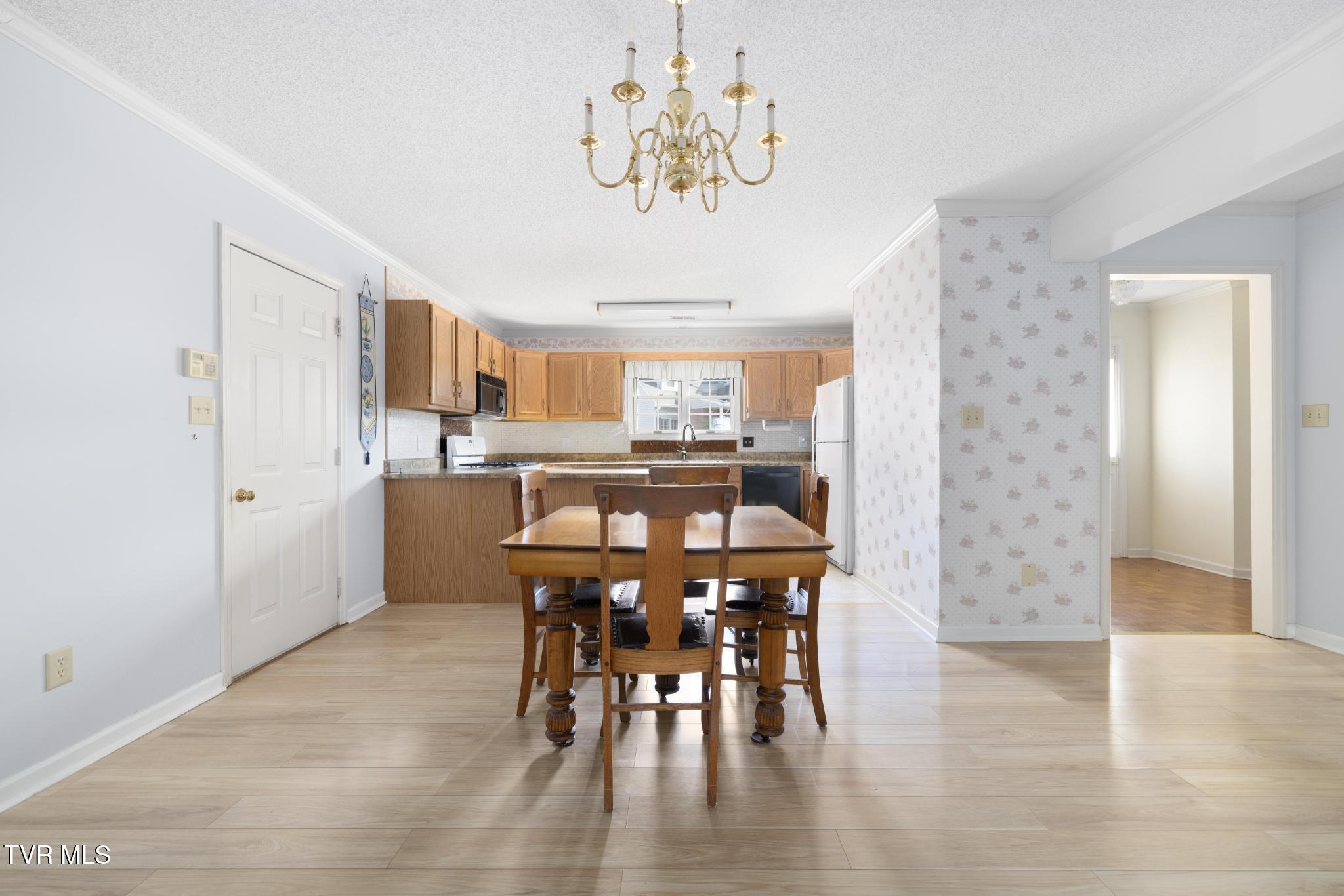 1725 West Lakeview Drive 31