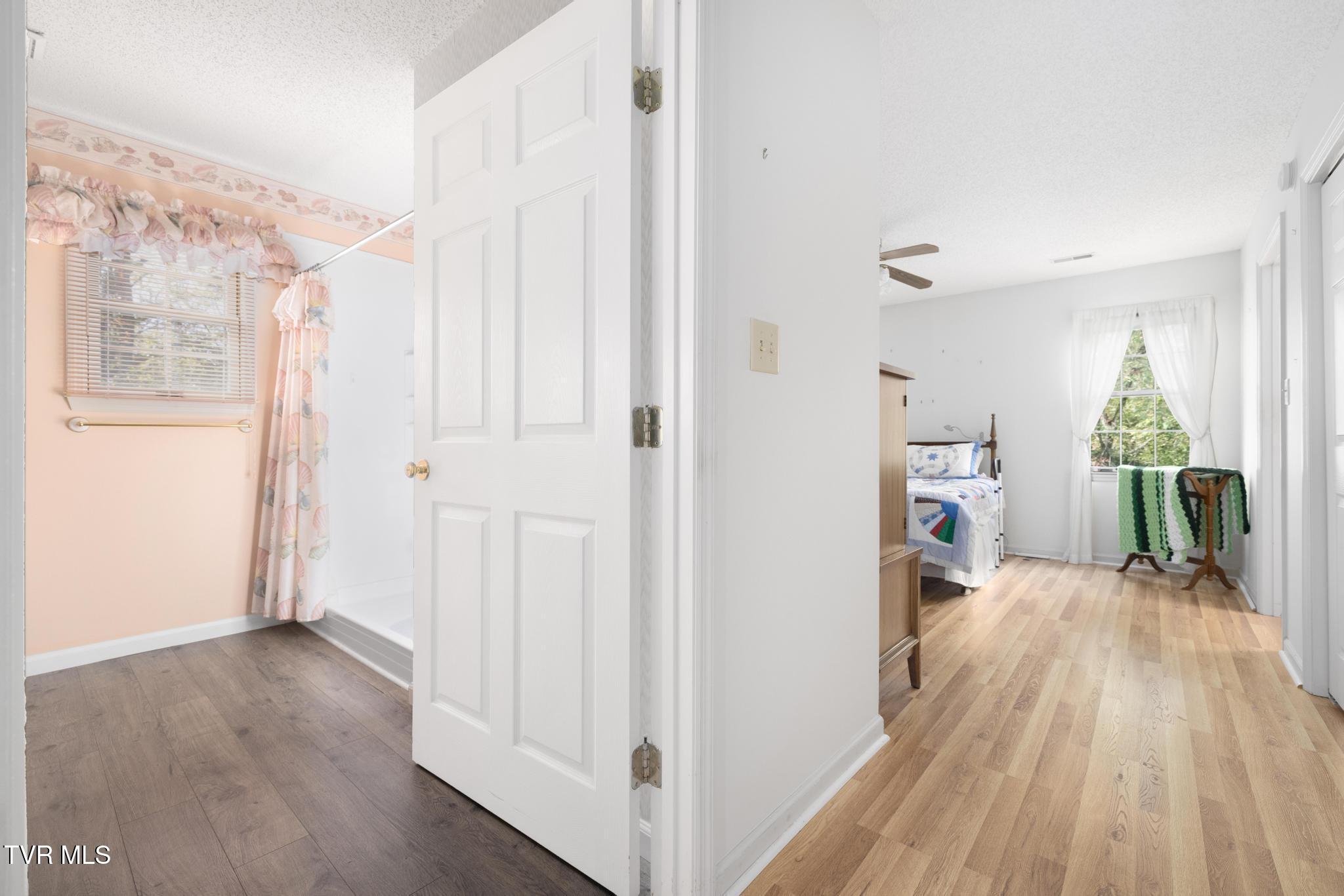 1725 West Lakeview Drive 31