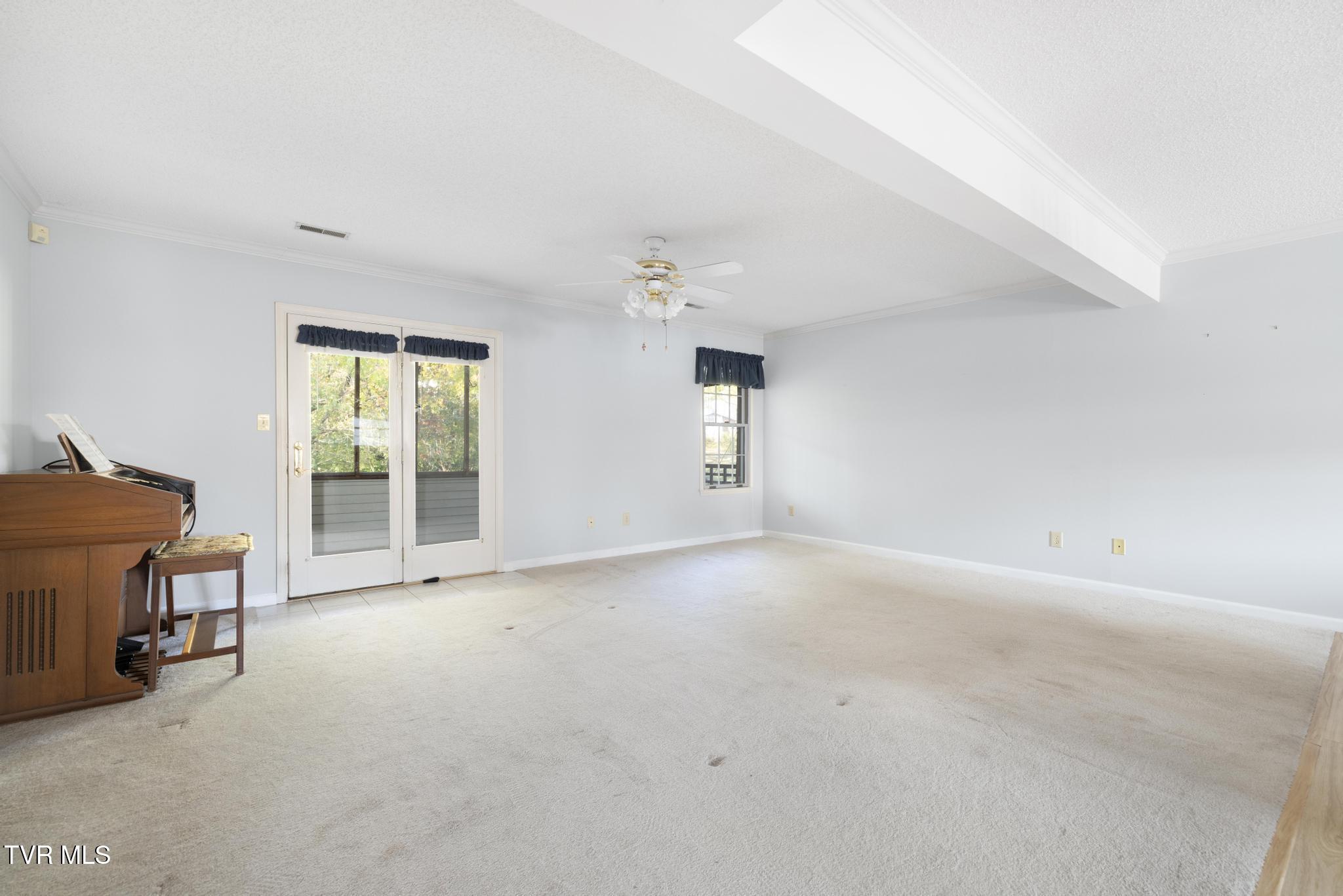 1725 West Lakeview Drive 31