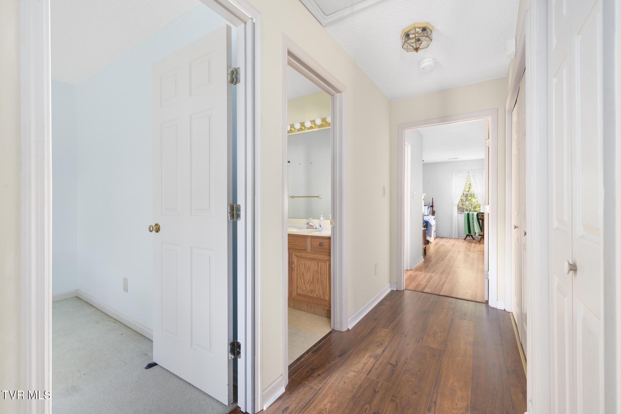 1725 West Lakeview Drive 31