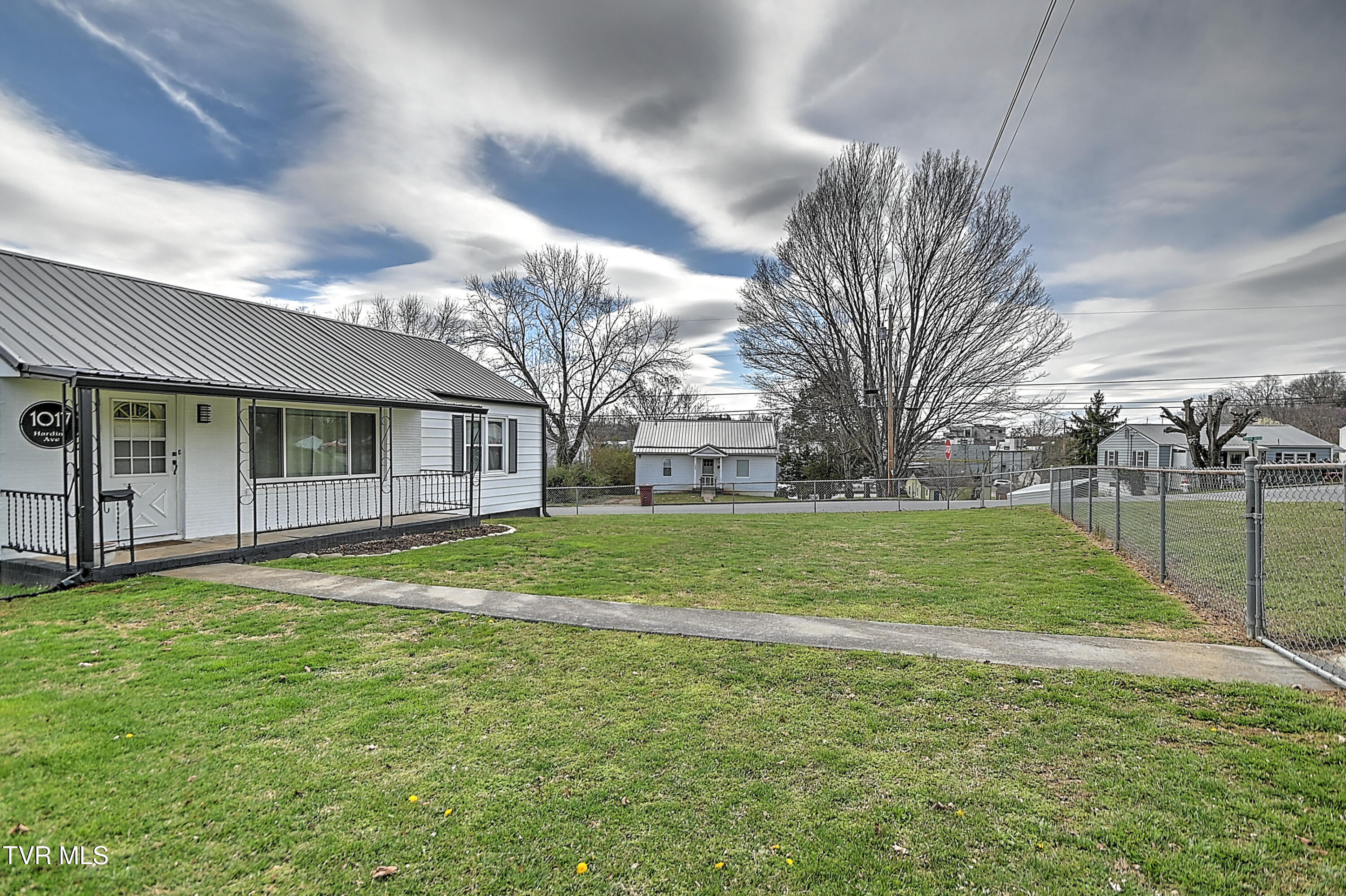 1017 Harding Avenue