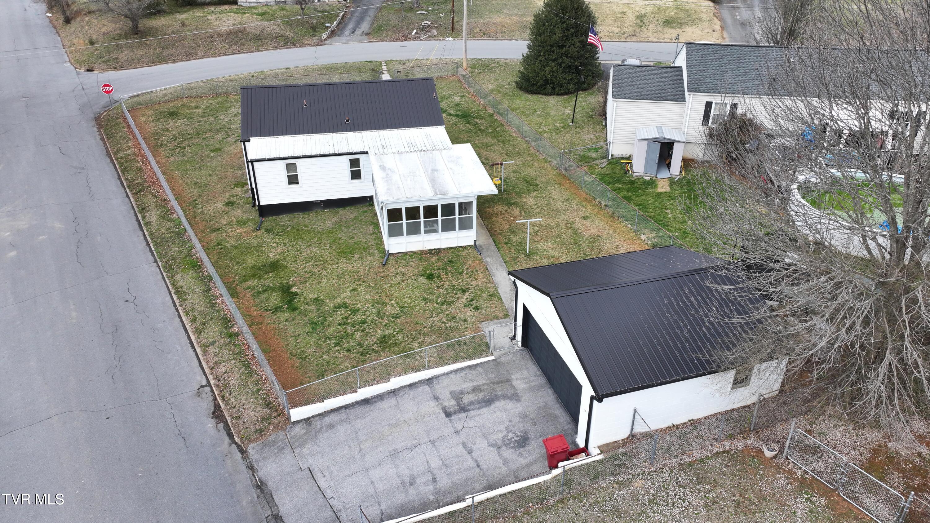 1017 Harding Avenue