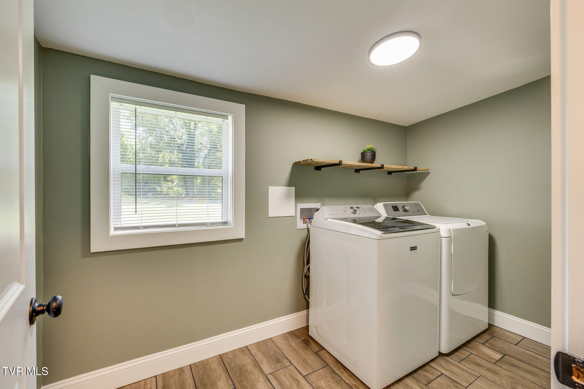 128 Gravely Road