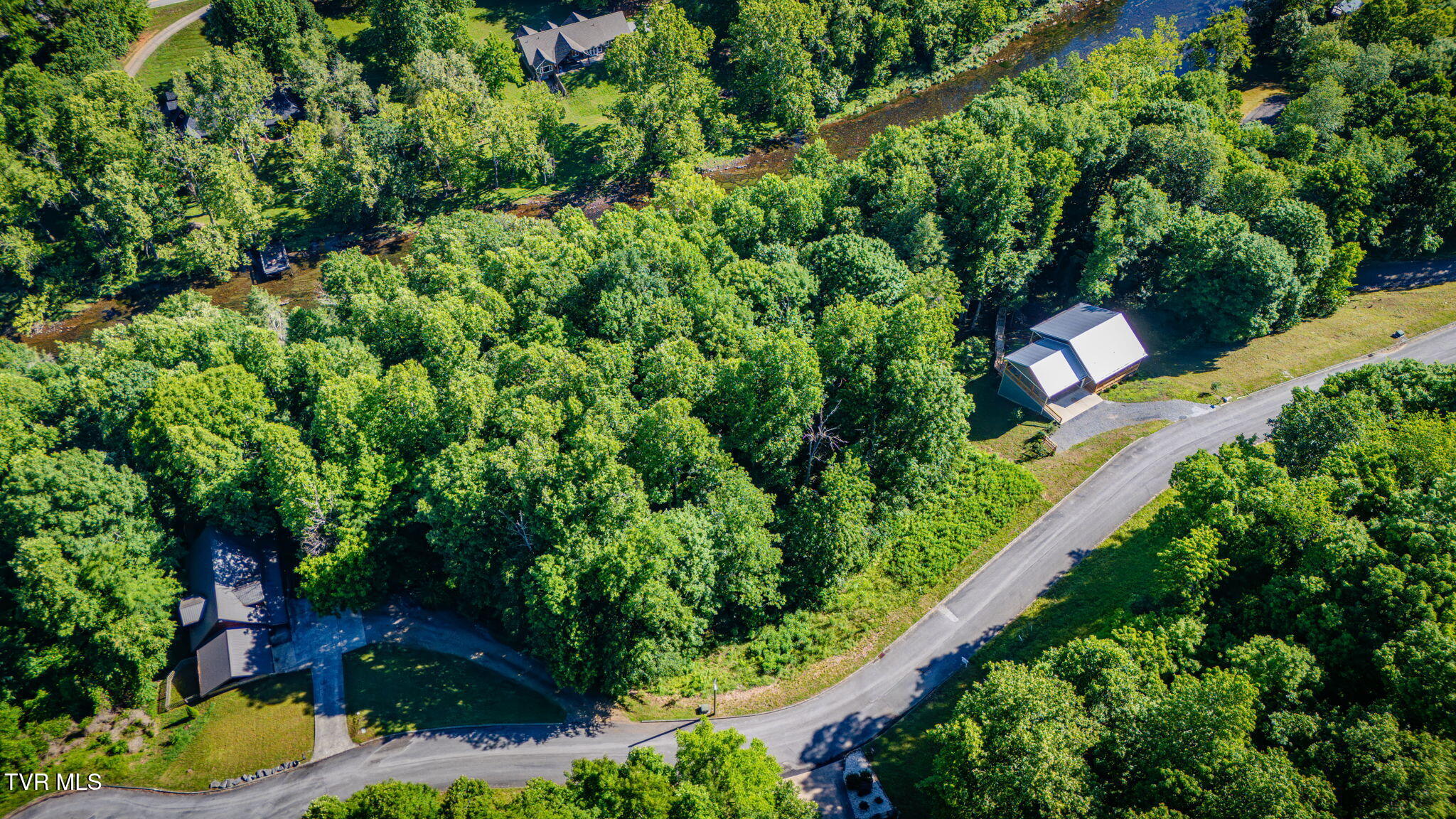 160 & 170 Tailwater Road
