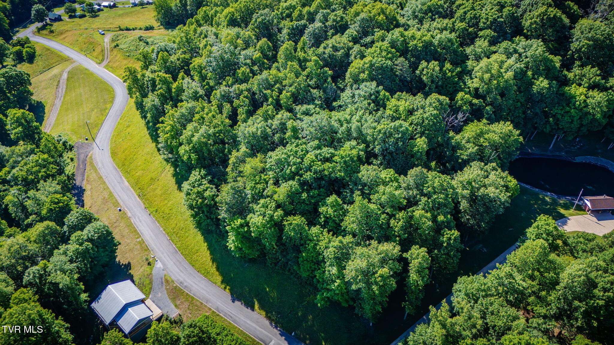 160 & 170 Tailwater Road