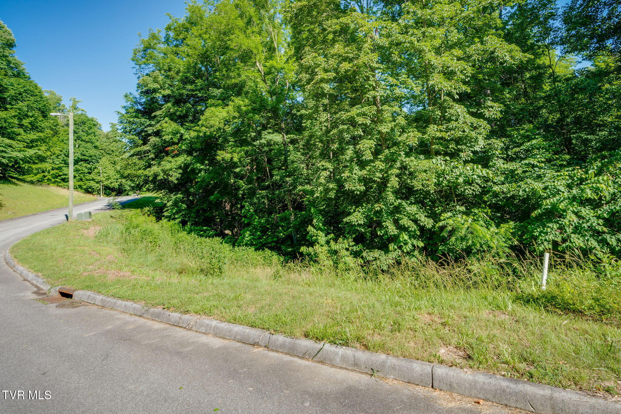 160 & 170 Tailwater Road