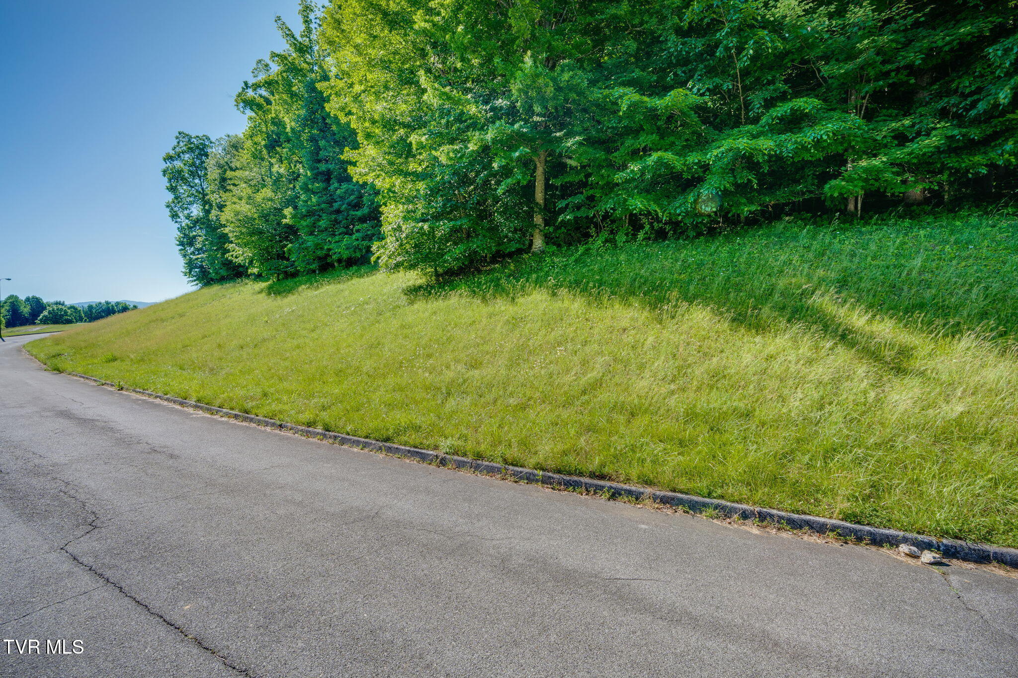 160 & 170 Tailwater Road