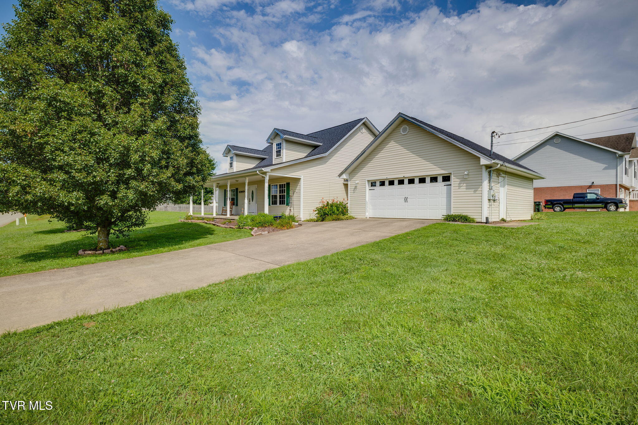 69 Manor Lane