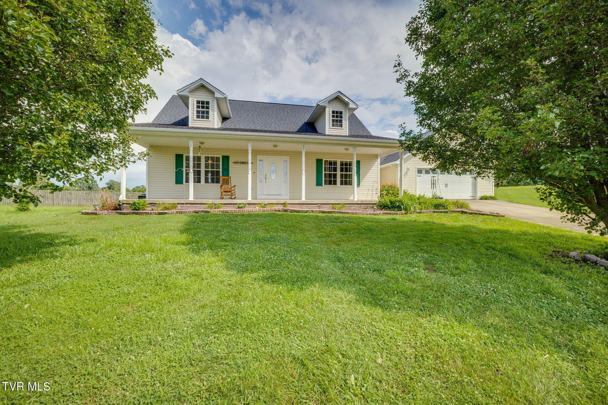 69 Manor Lane