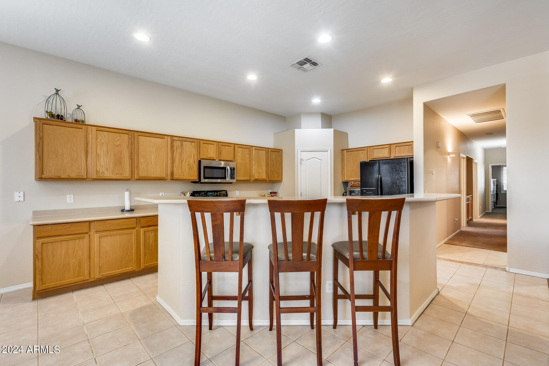 7343 W ROWEL Road