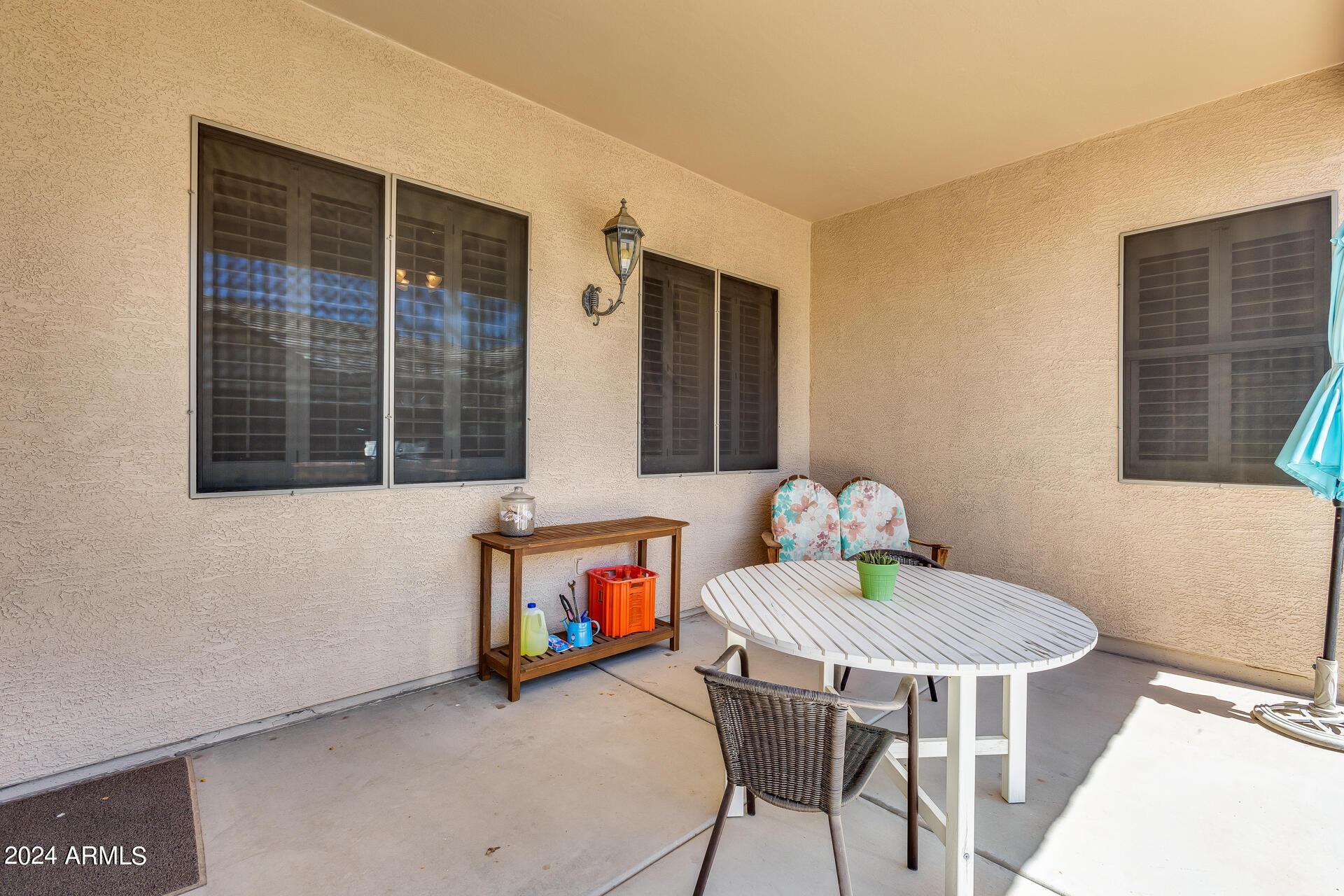 7343 W ROWEL Road