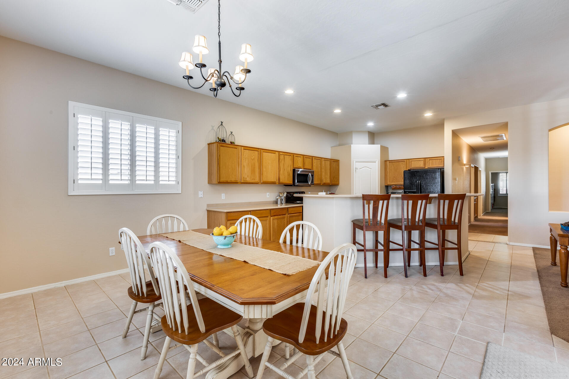 7343 W ROWEL Road