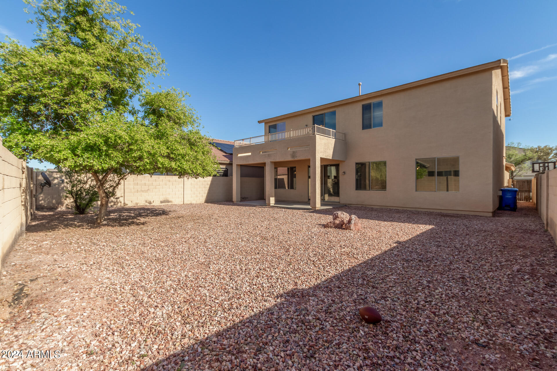 5606 W CARSON Road