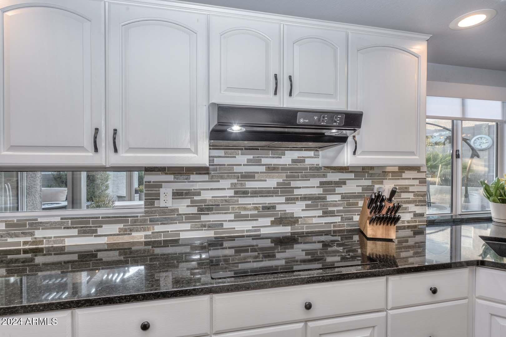 6380 W VIA MONTOYA Drive