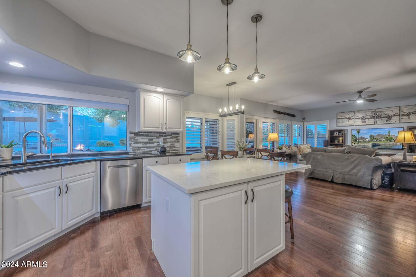 6380 W VIA MONTOYA Drive