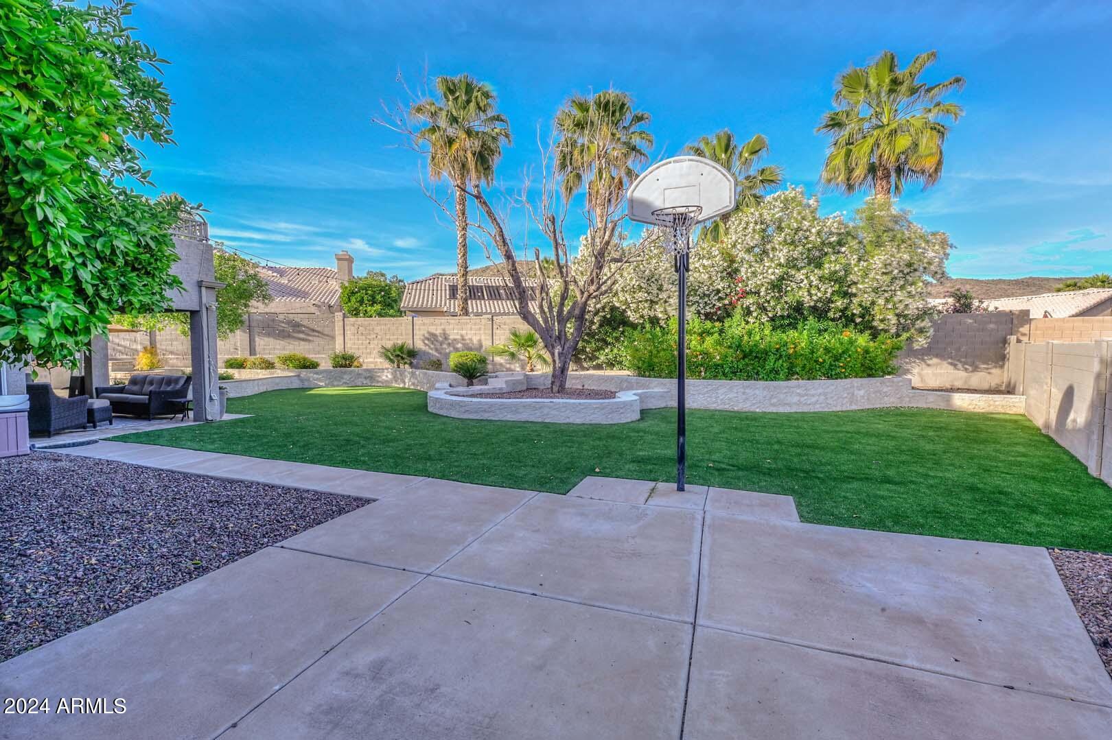 6380 W VIA MONTOYA Drive