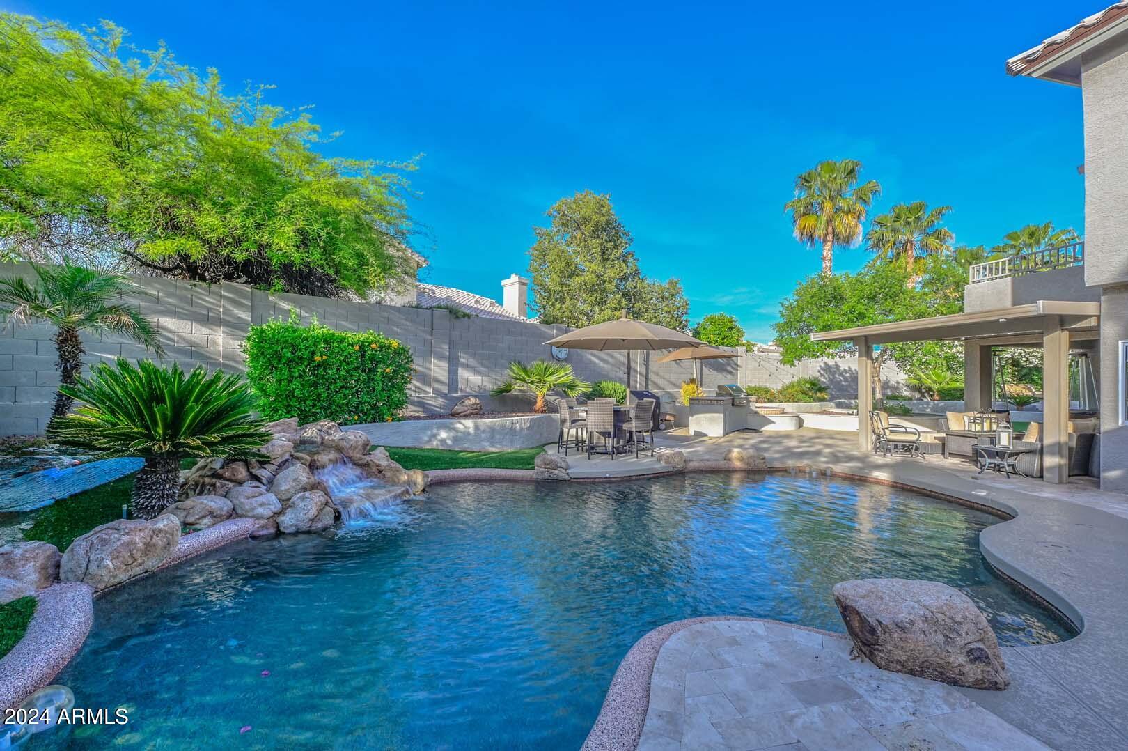 6380 W VIA MONTOYA Drive