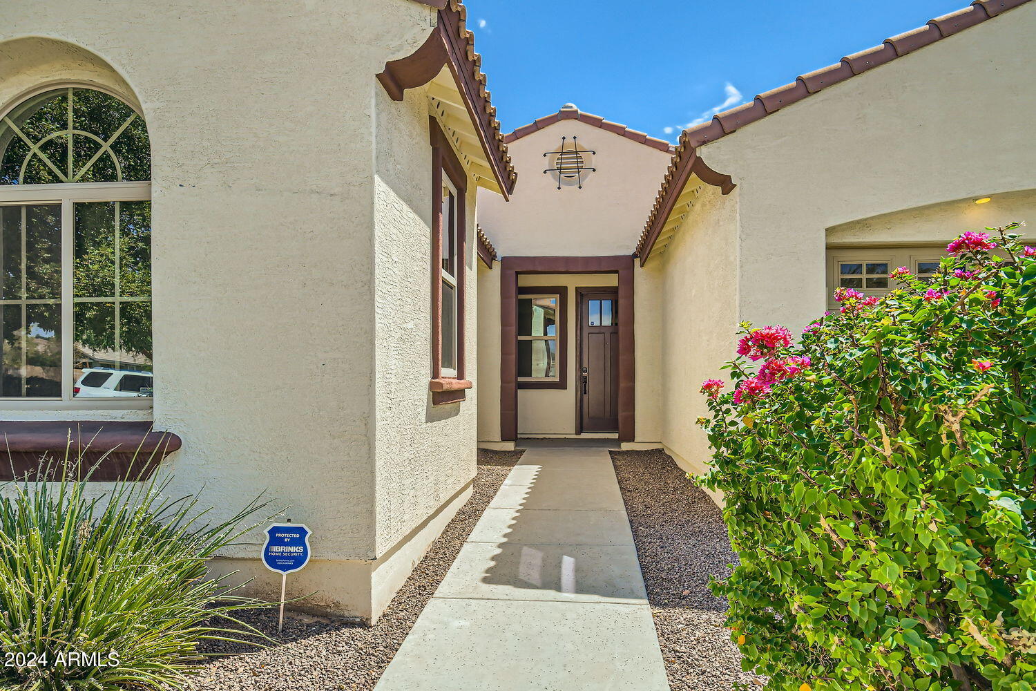 2855 E Quenton Street