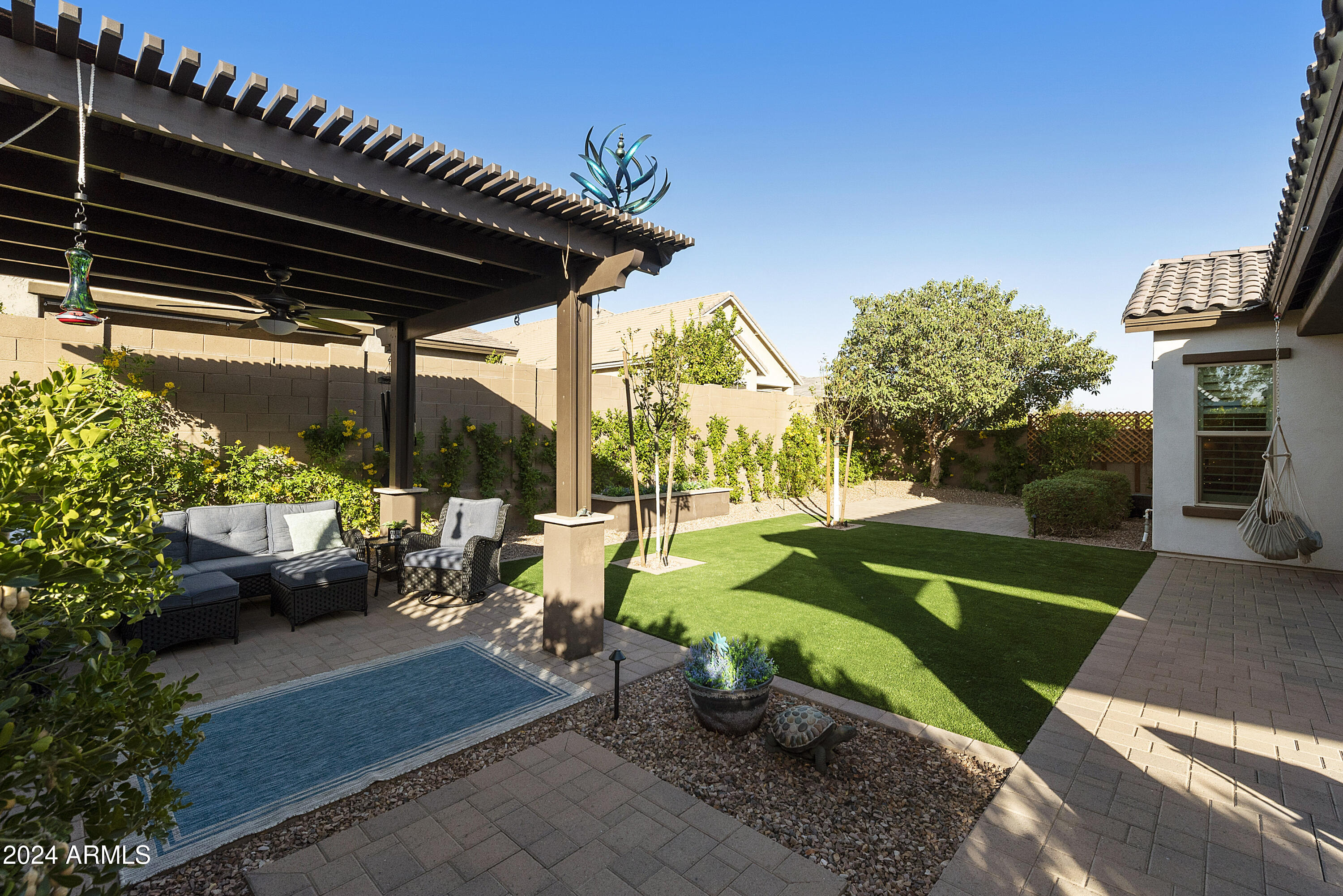 14376 W CORRINE Drive