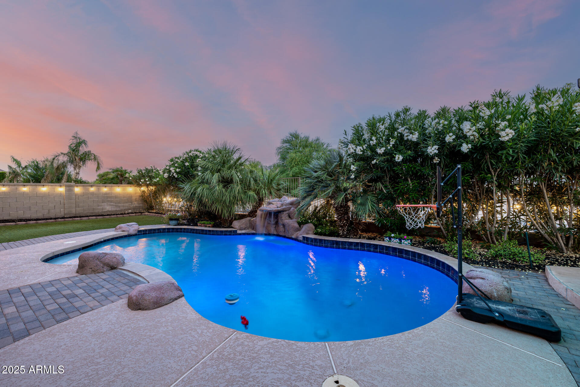 6971 W EL CORTEZ Place
