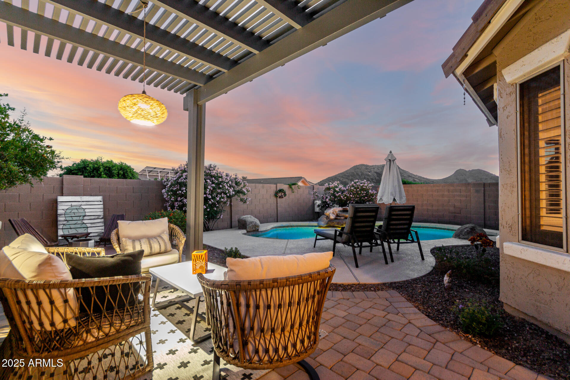 5113 W Molly Lane