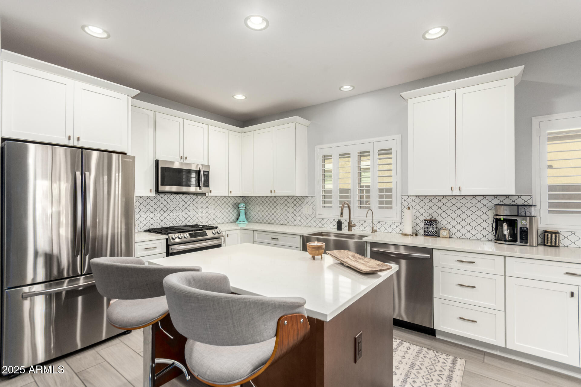 5113 W Molly Lane