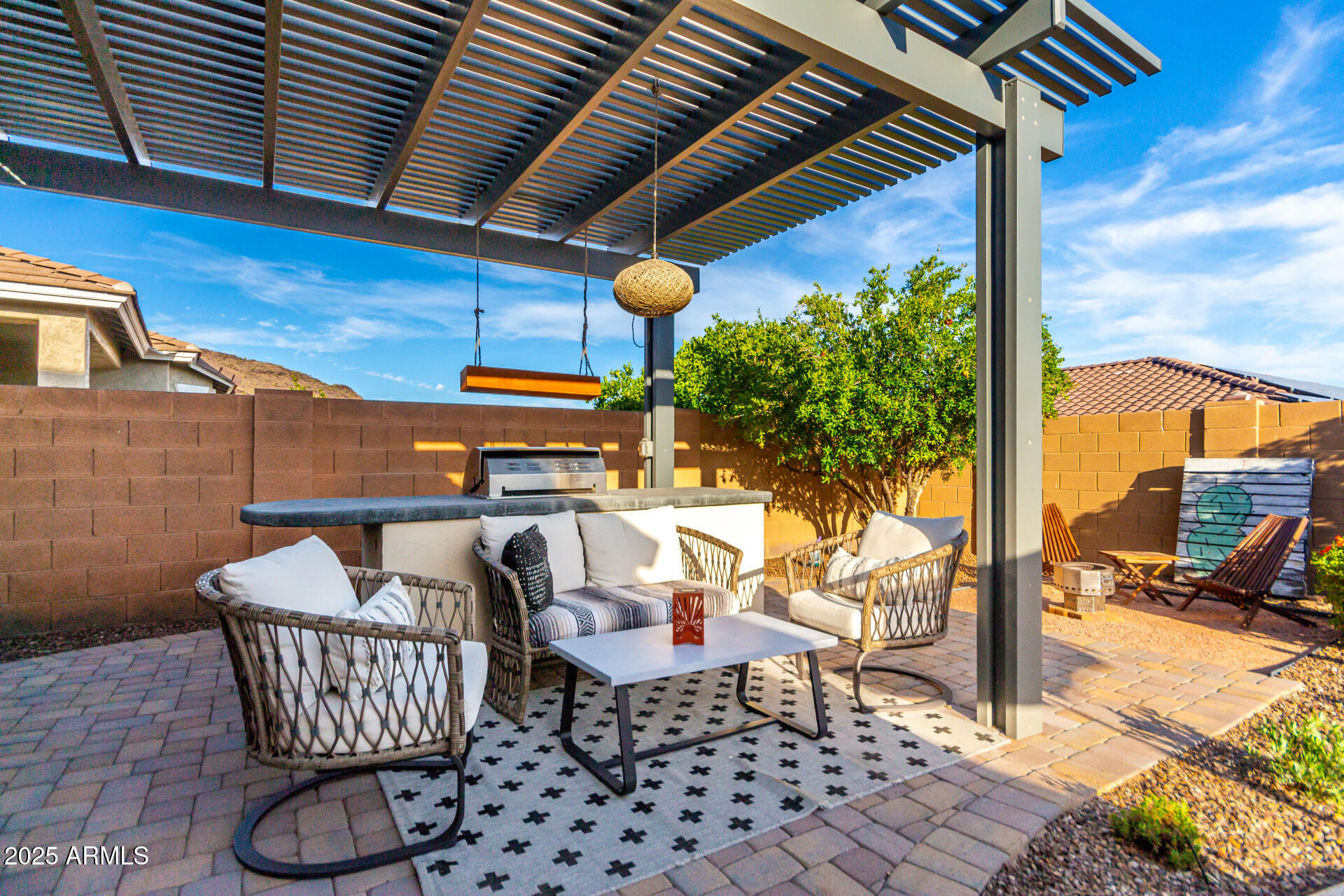 5113 W Molly Lane