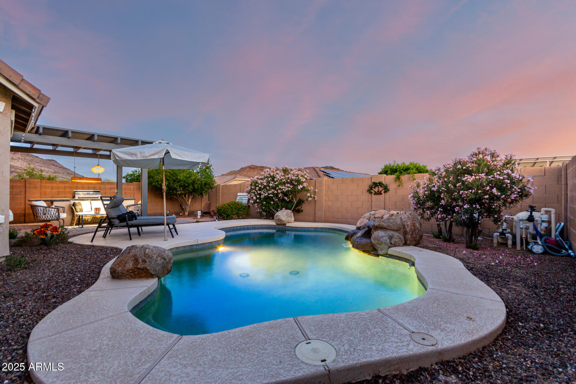 5113 W Molly Lane