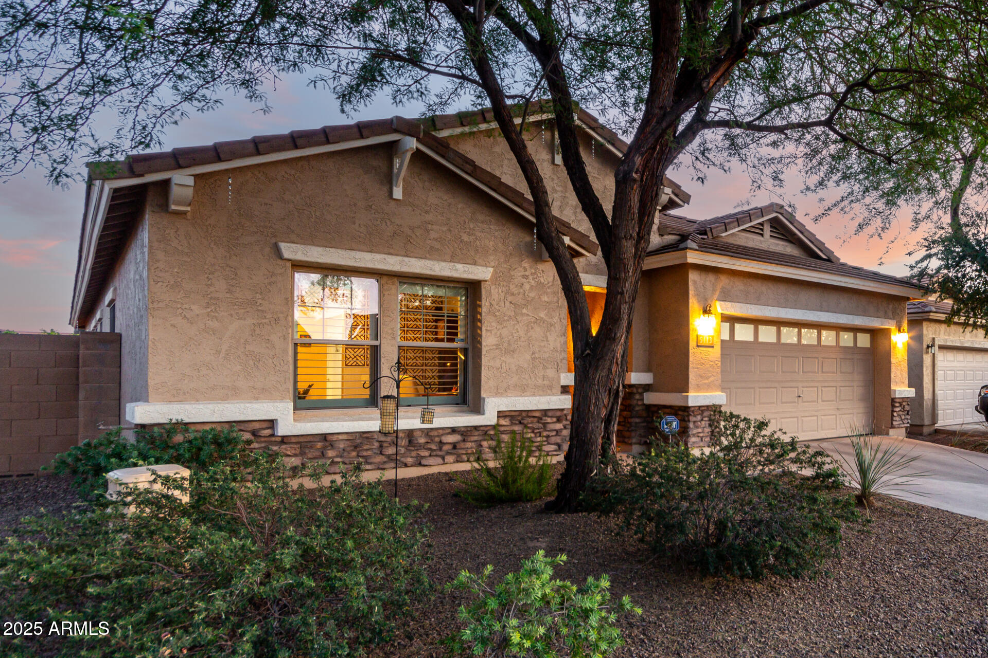 5113 W Molly Lane