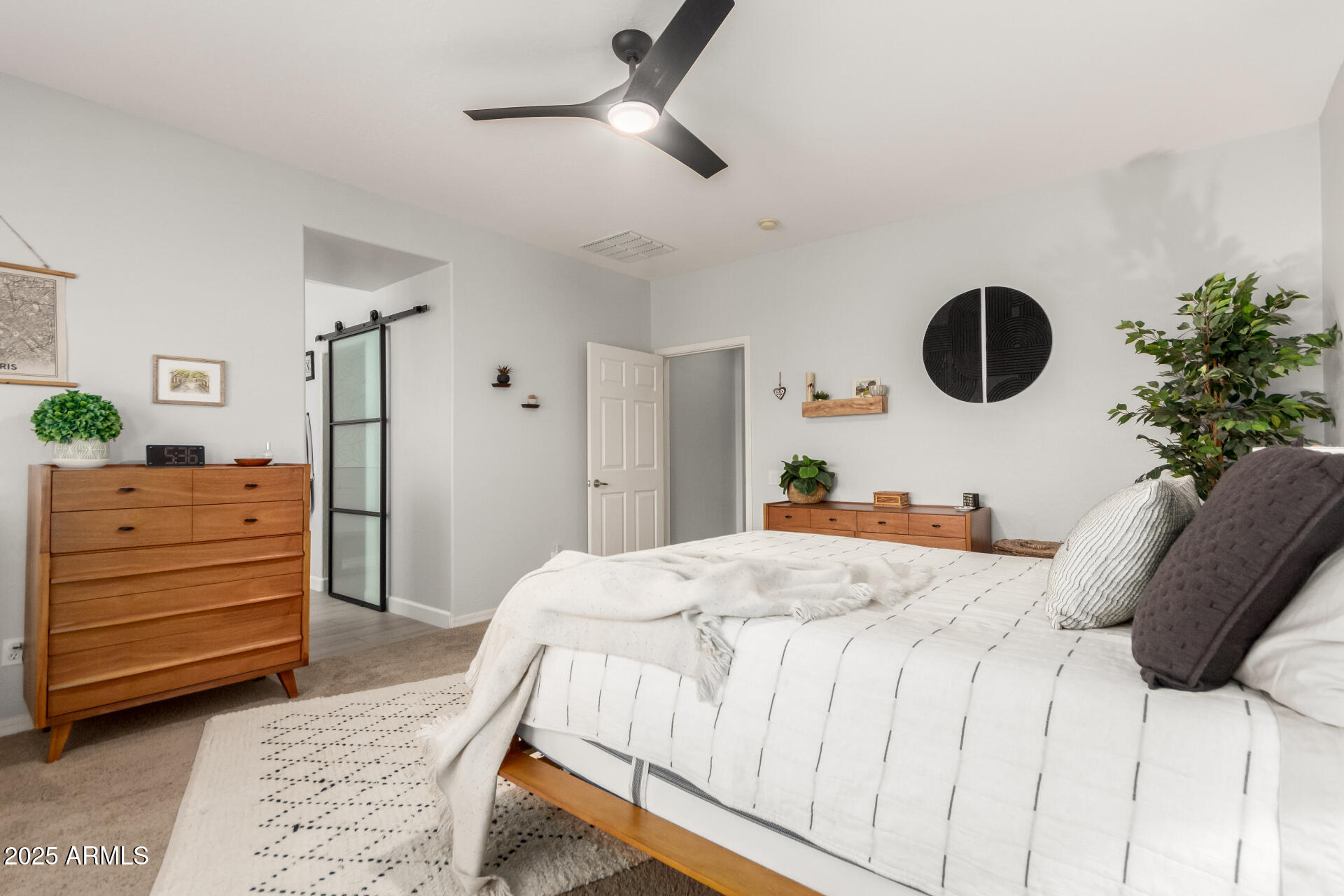 5113 W Molly Lane