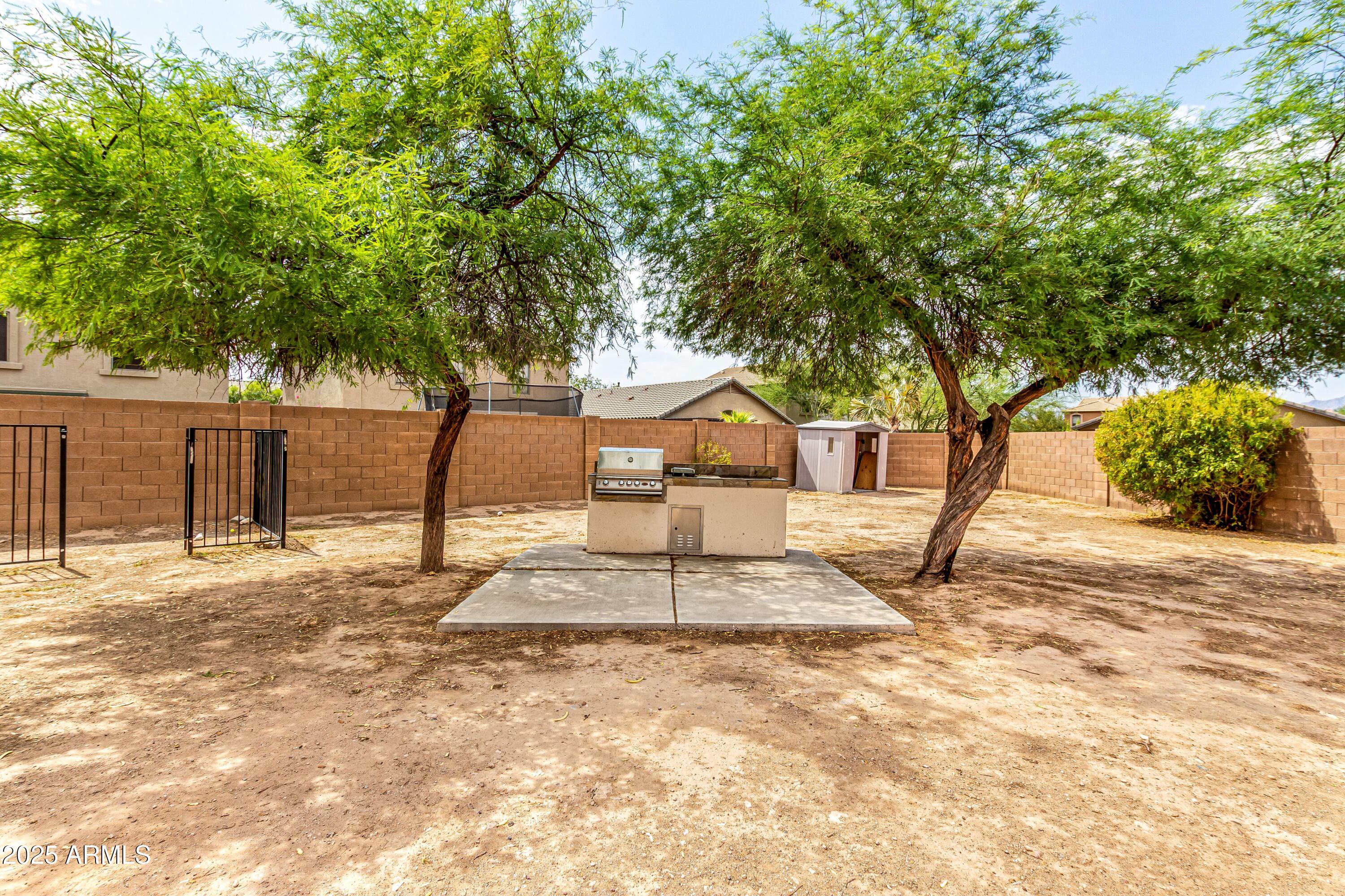 8431 S 50TH Drive