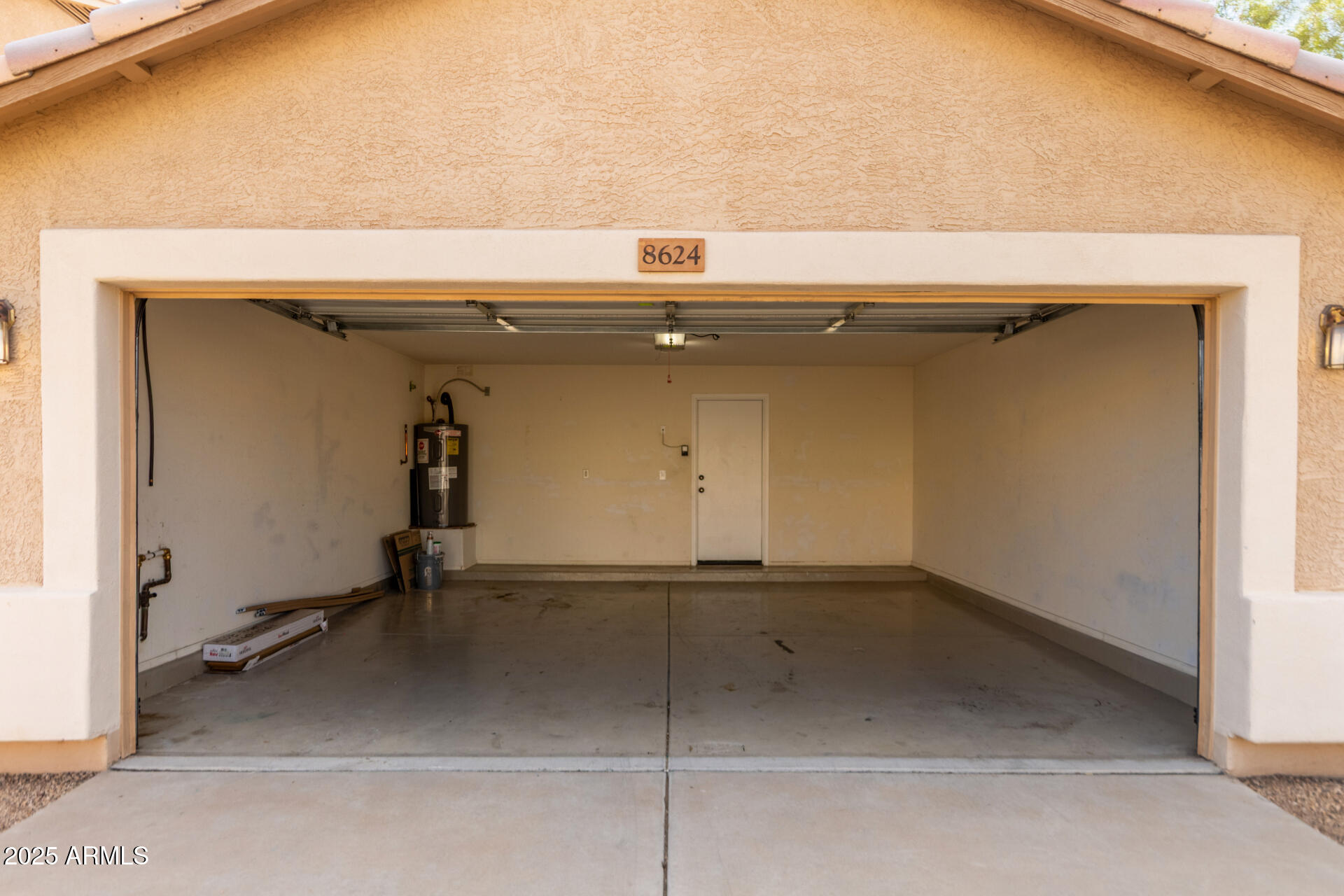 8624 N 68TH Drive