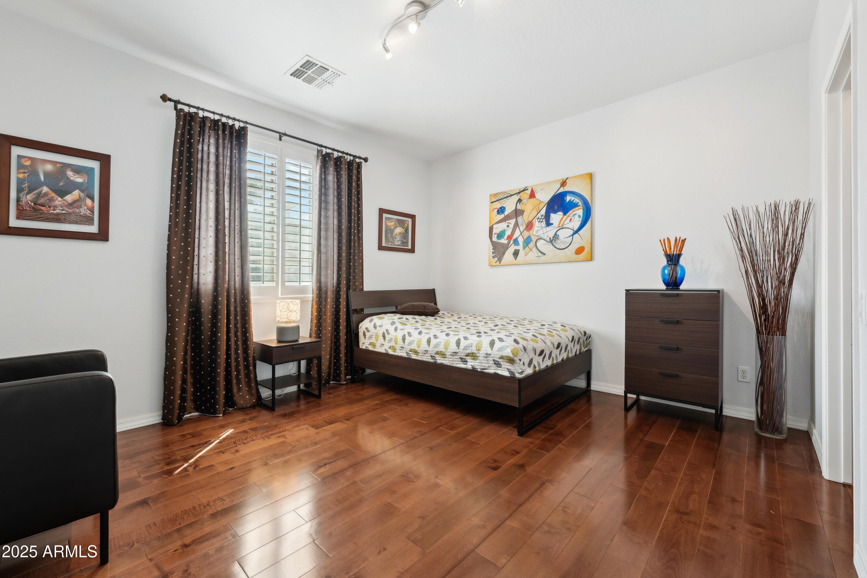 5136 W TROTTER Trail