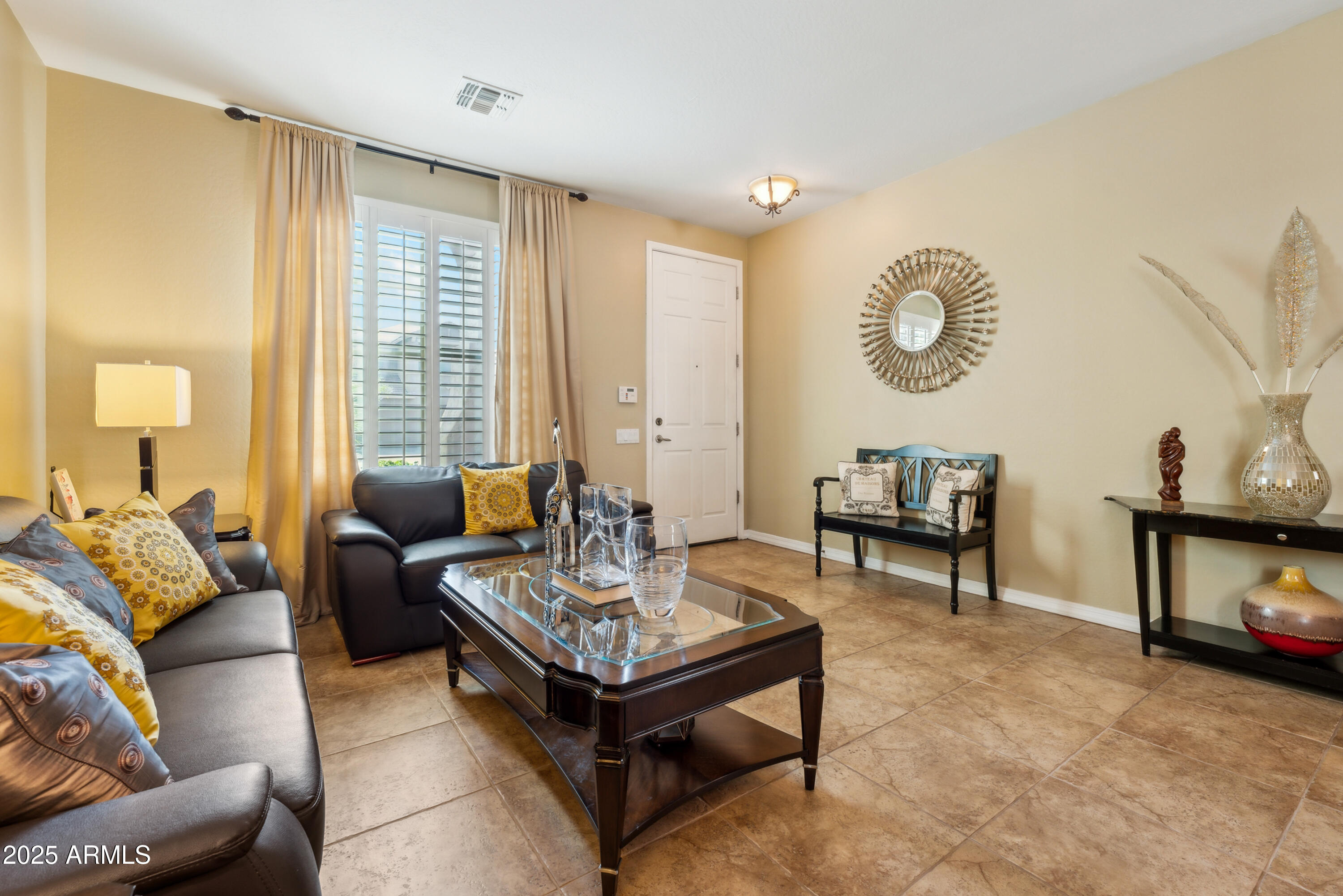 5136 W TROTTER Trail